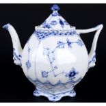 Royal Copenhagen Musselmalet Full Lace tea pot 1119 1st choice, Vollspitze Teekanne,