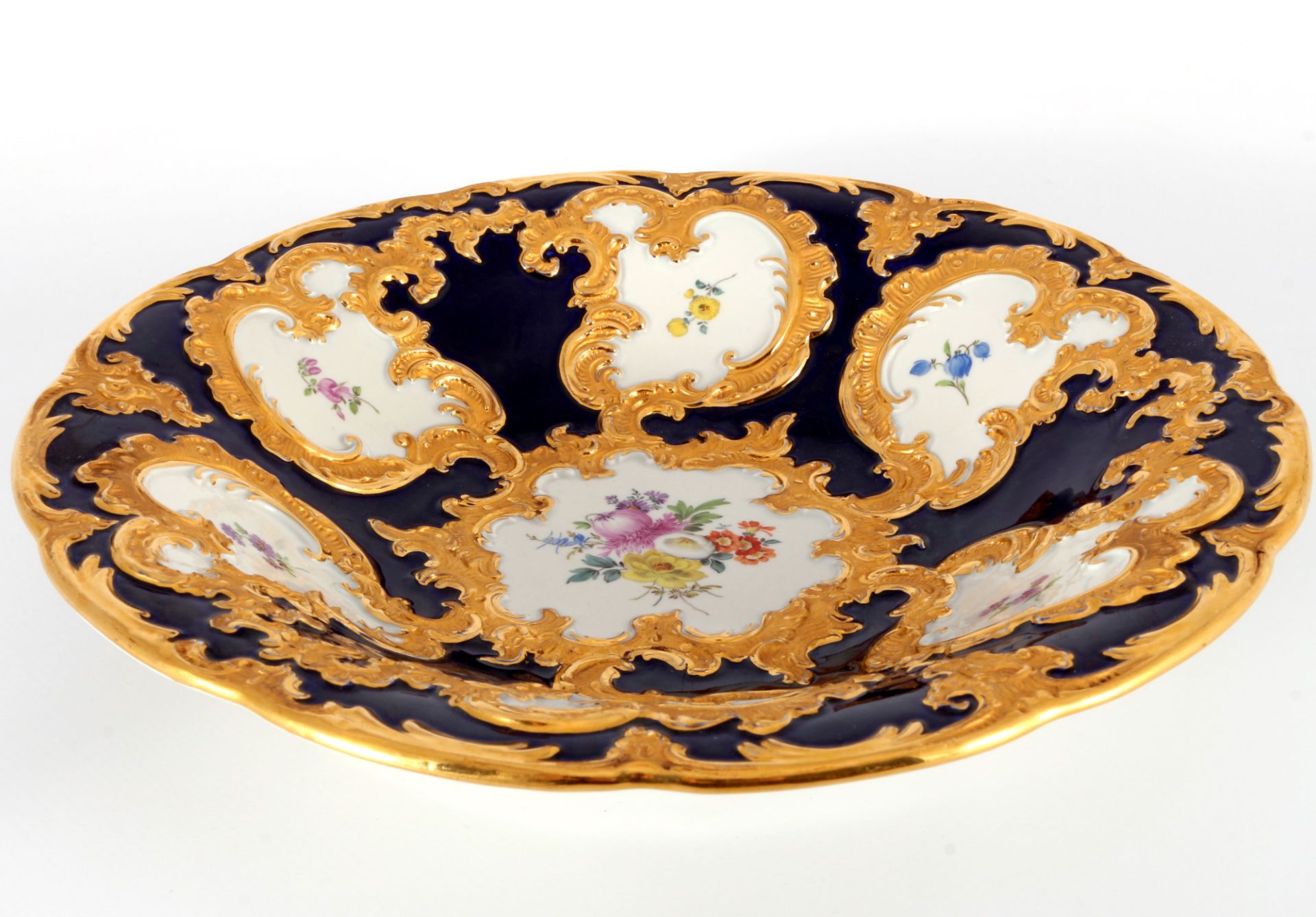 Meissen Blumenbukett kobaltblau Prunkschale 1.Wahl, royal blue splendor bowl 1st choice, - Bild 2 aus 3