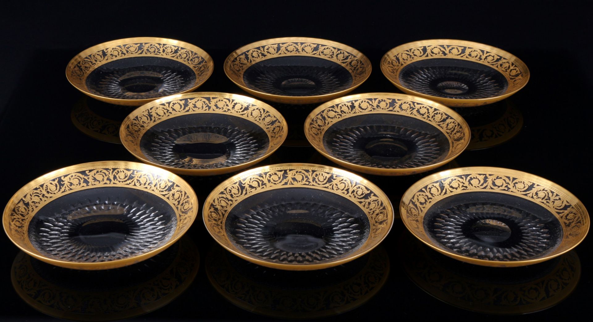 St. Louis Thistle Gold 8 Schalen / Untertassen, bowls / saucers,