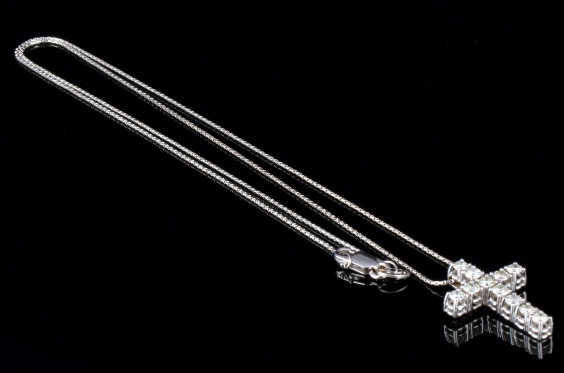 750 gold diamond cross on necklace 0.55ct, 18K Gold Brillanten Kreuz an Halskette, - Image 4 of 5