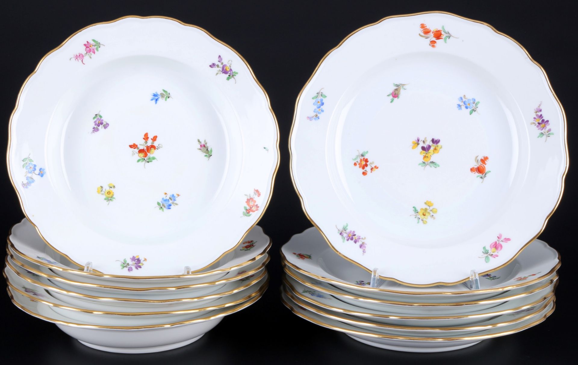 Meissen Streublümchen Speiseservice für 6 Personen 1.Wahl, dinner service for 6 pers. 1st choice, - Bild 4 aus 5