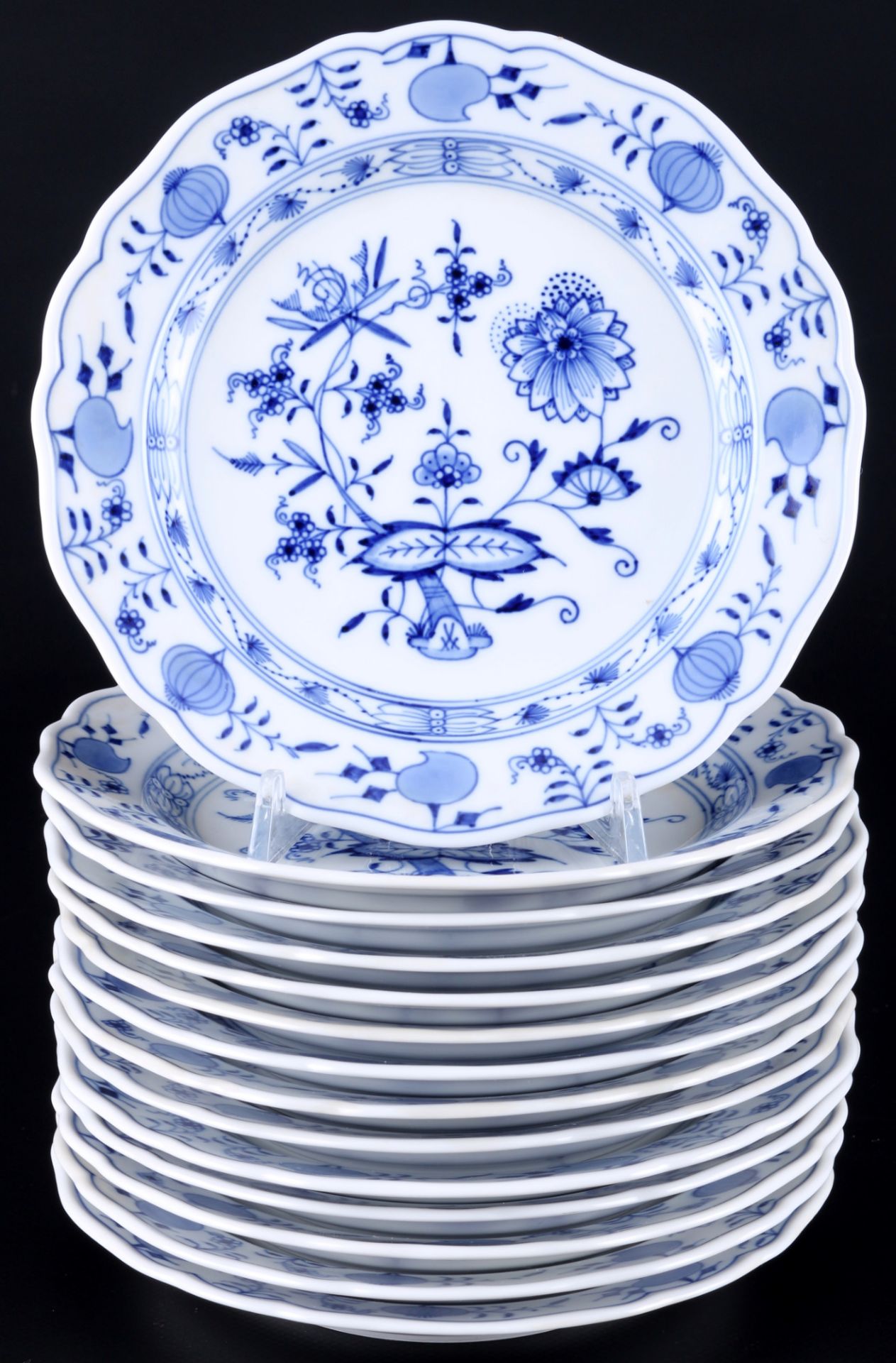 Meissen Zwiebelmuster 14 Kuchenteller 1.Wahl, dessert plates 1st choice,