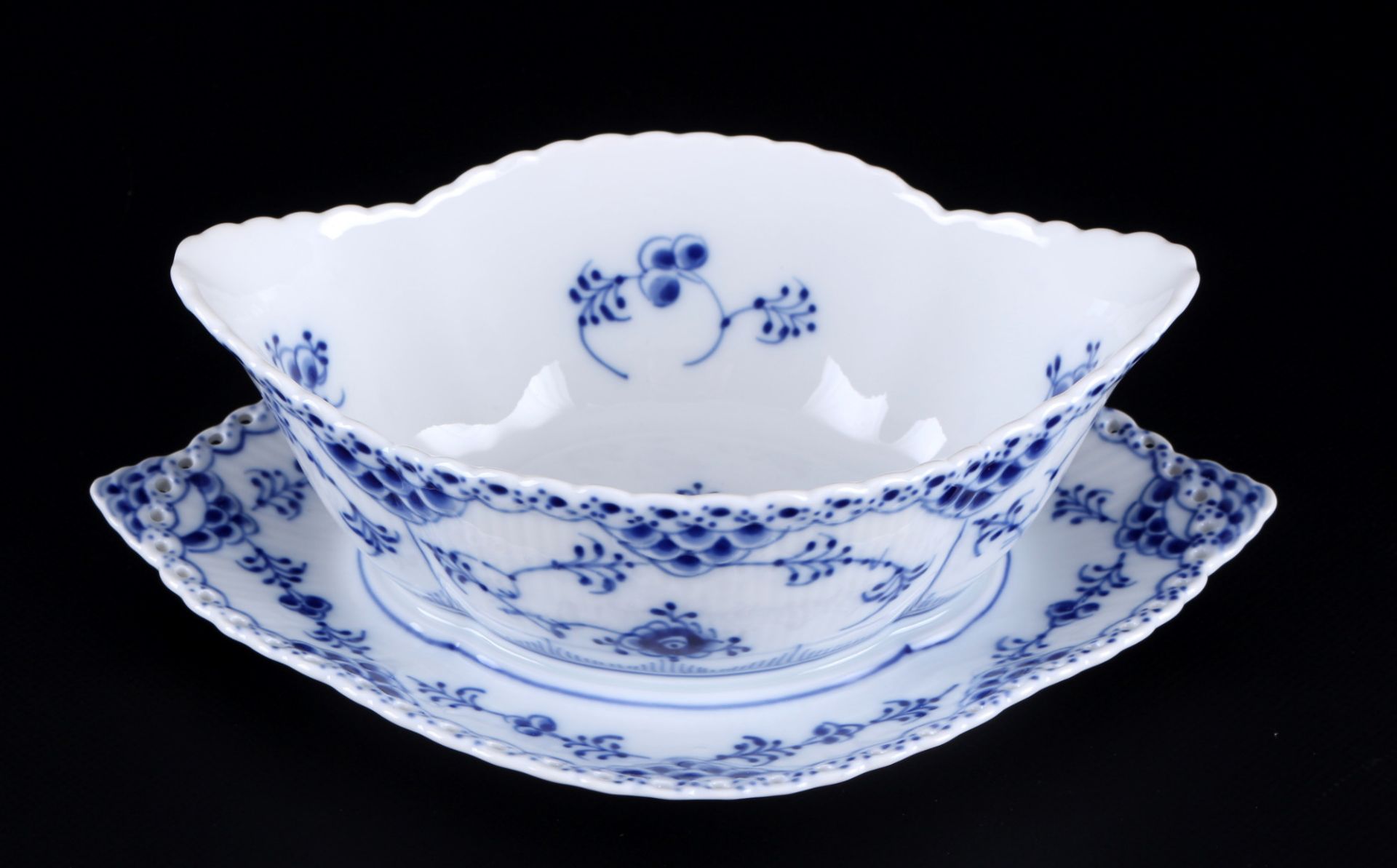 Royal Copenhagen Musselmalet Vollspitze Speiseservice für 6 Personen, full lace dinner service for 6 - Bild 3 aus 6