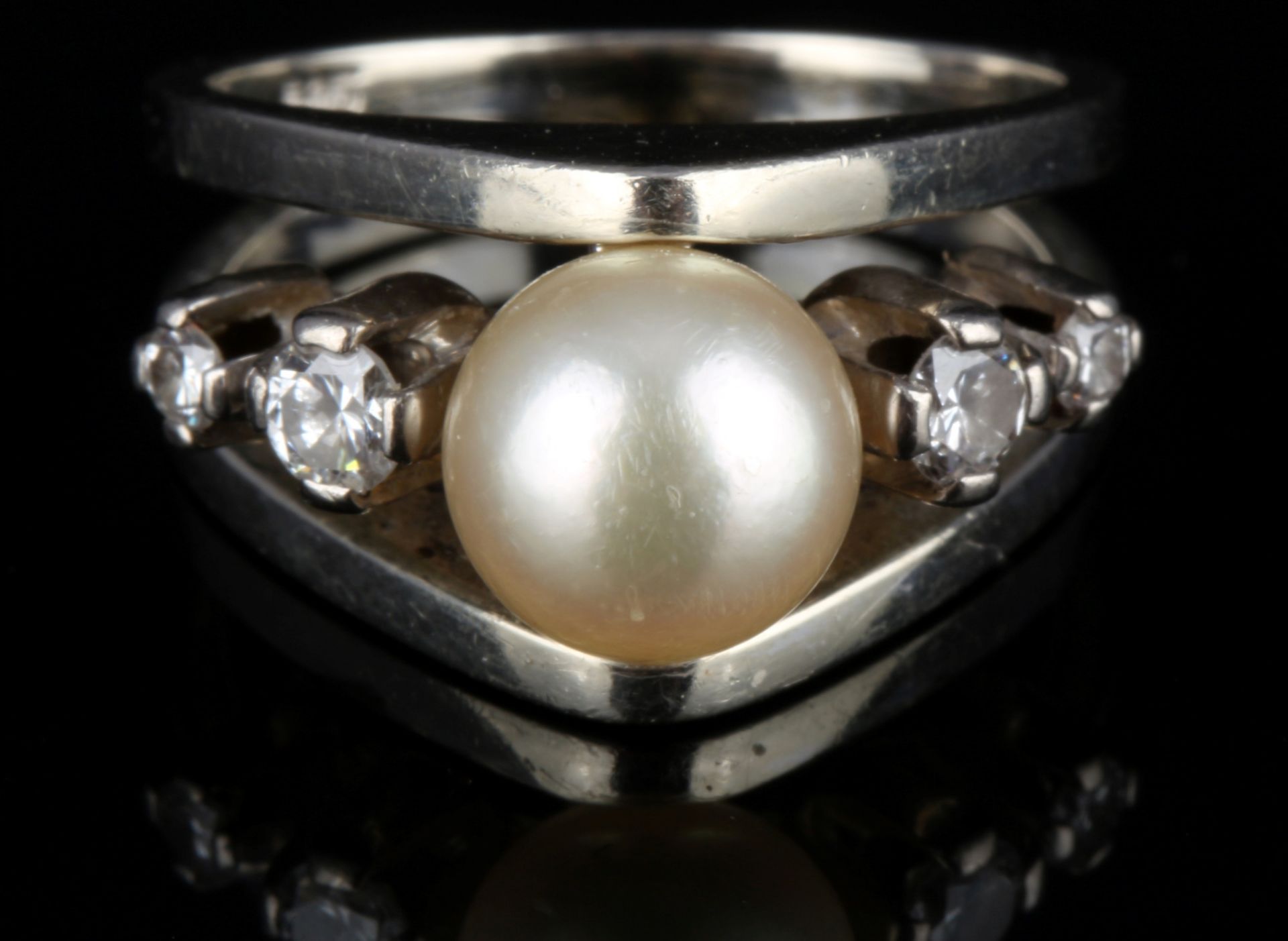 585 gold ring with pearl and 4 diamonds, 14K Gold Ring mit Perle und 4 Brillanten, - Image 2 of 4