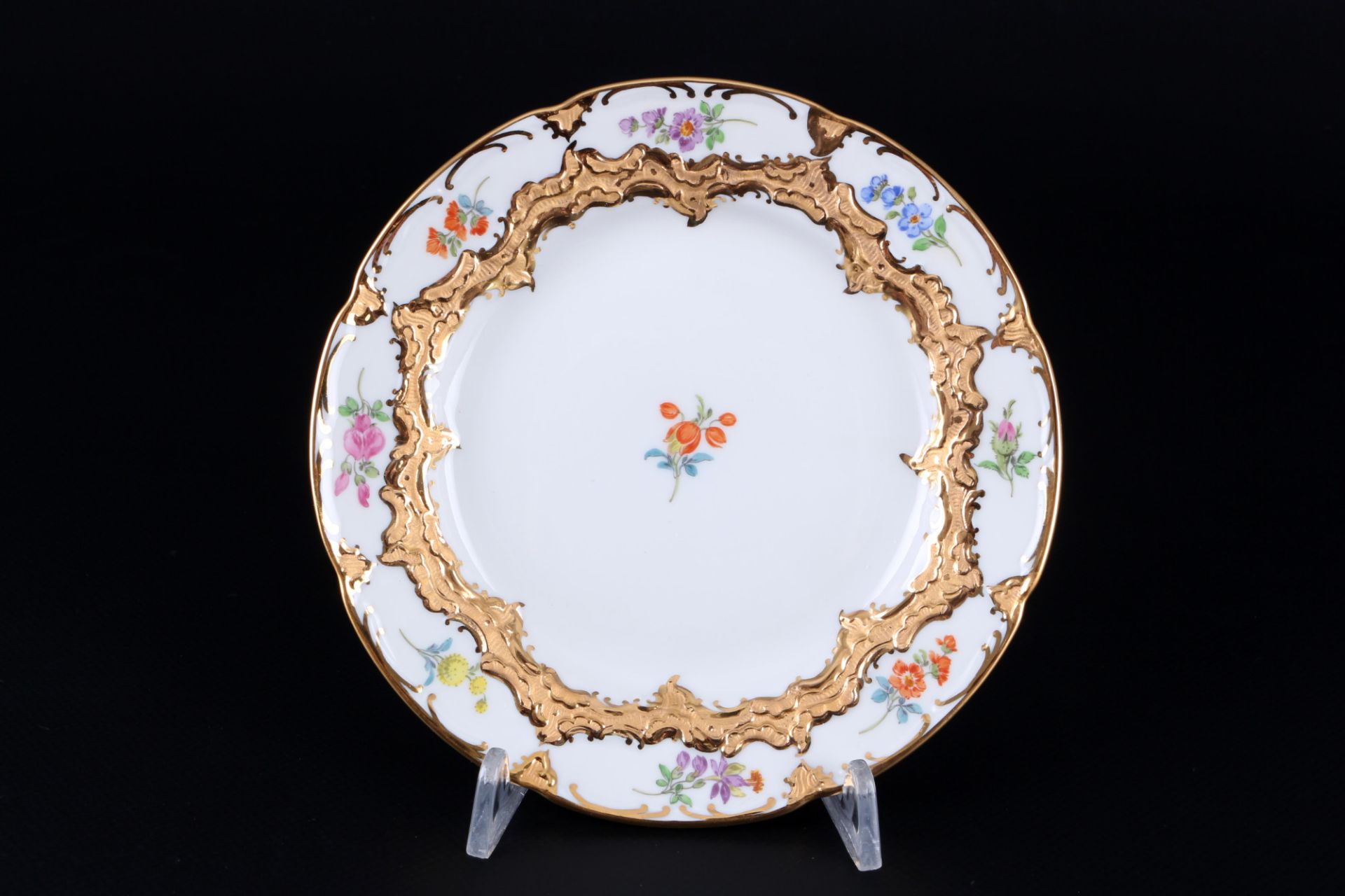 Meissen B-Form Strewn Flowers 2 mocha coffee cup with dessert plates 1st choice, Mokkagedecke 1.Wahl - Image 4 of 5