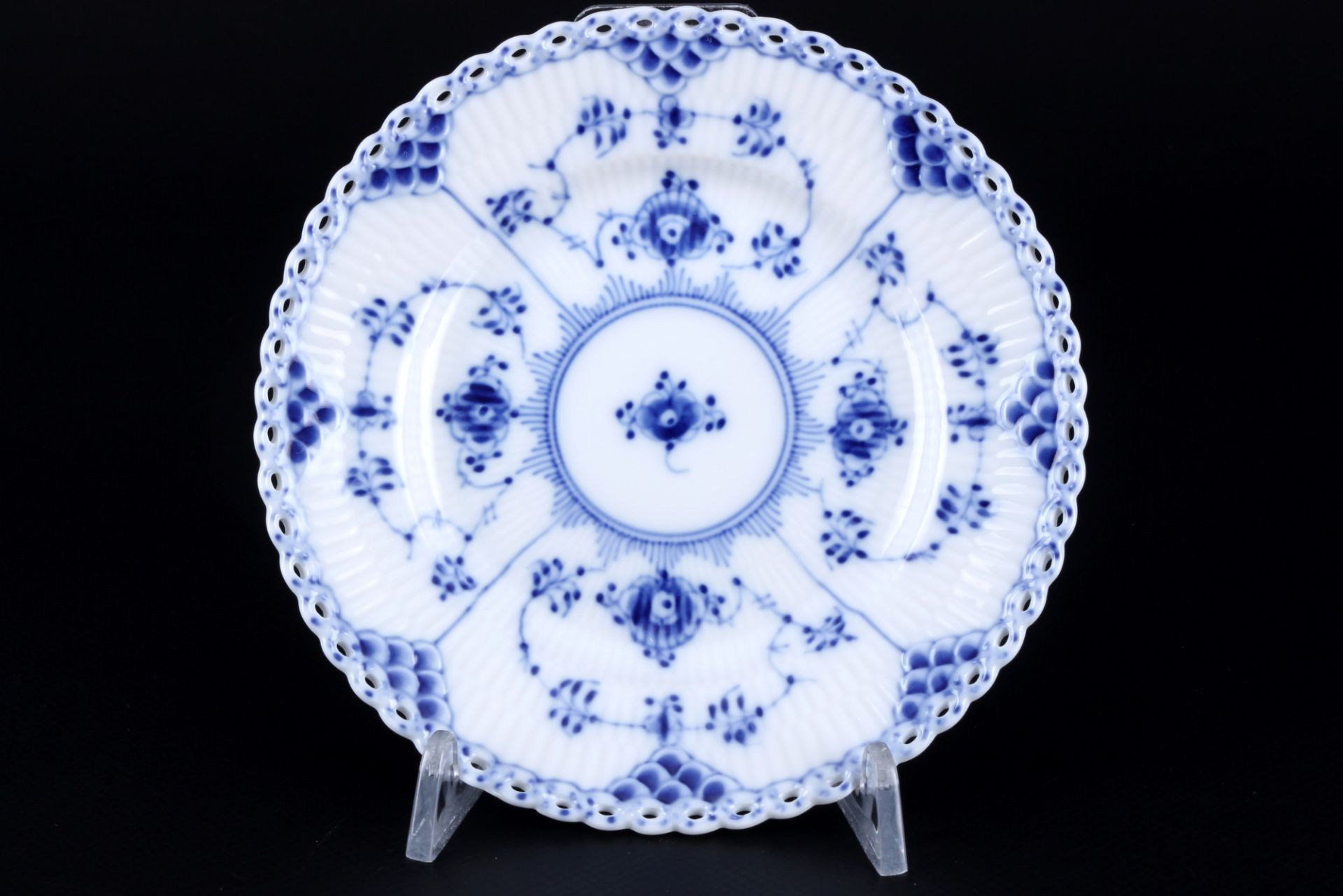 Royal Copenhagen Musselmalet Vollspitze 9 Brotteller 1088, bread plates 1st choice, - Bild 2 aus 3