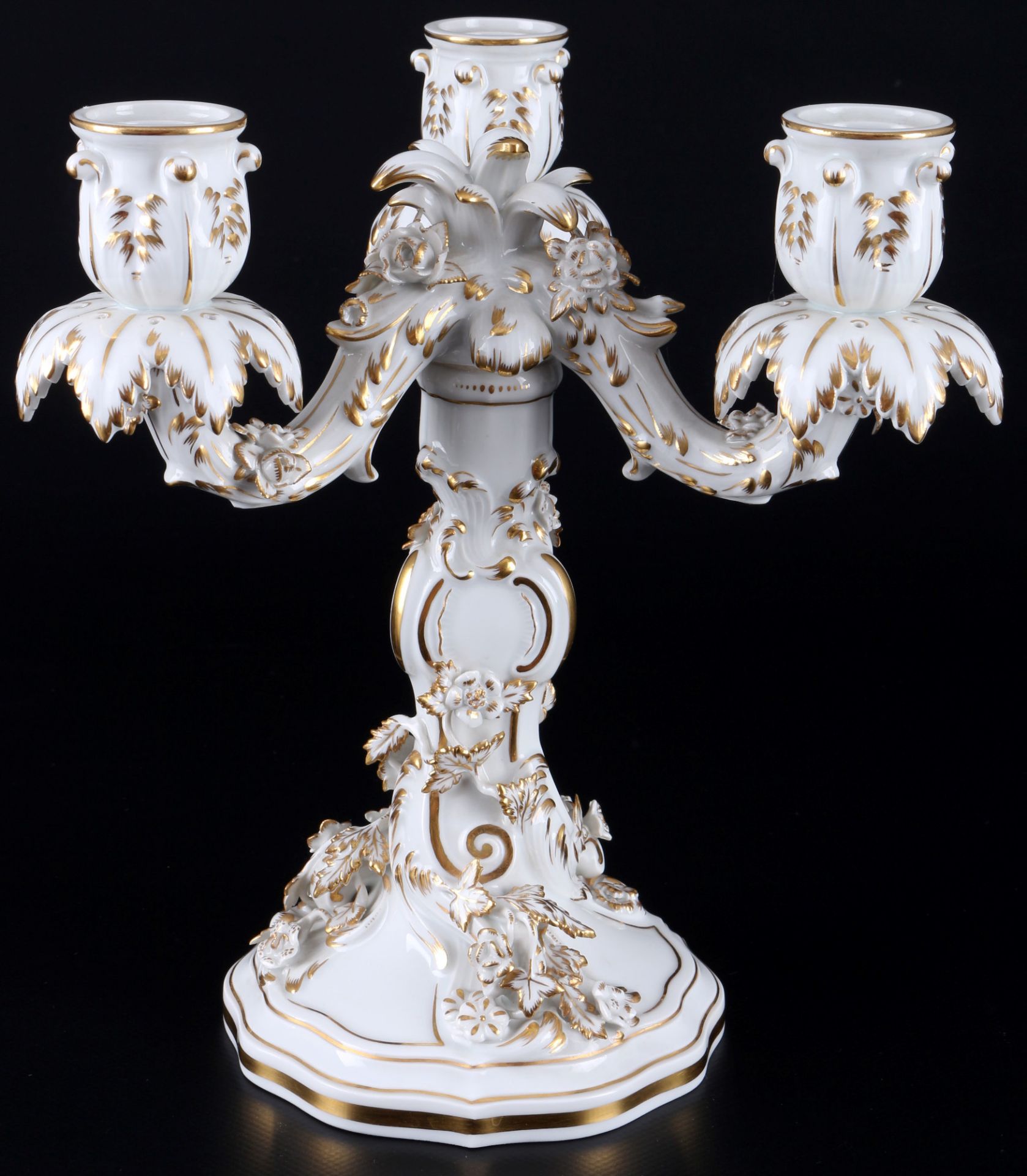 Meissen Kerzenständer Golddekor mit plastischen Blüten 1.Wahl, 3-flammig, candlestick, - Bild 2 aus 4