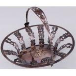 Silber 19. Jahrhundert Henkelkorb mit Putten und Rosendekor, silver handled basket,