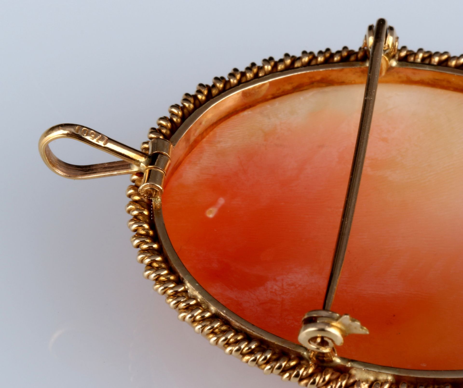 750 gold shell cameo pendant / brooch, 18K Gold Muschelkamee Anhänger / Brosche, - Image 4 of 4