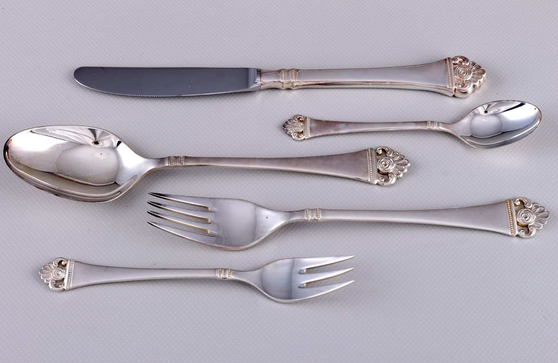 Robbe und Berking Rosenmuster 800 Silber umfangreiches Menübesteck für 9 Personen, silver cutlery fo - Bild 5 aus 9