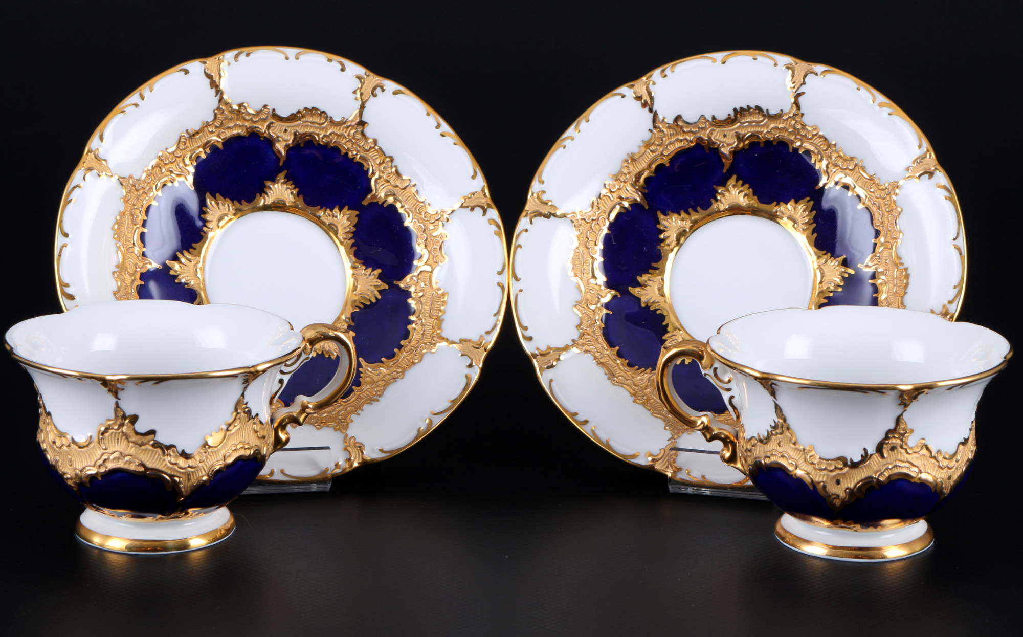 Meissen B-Form royal blue 2 mocha coffee cups with saucers 1st choice, Mokkatassen 1.Wahl,