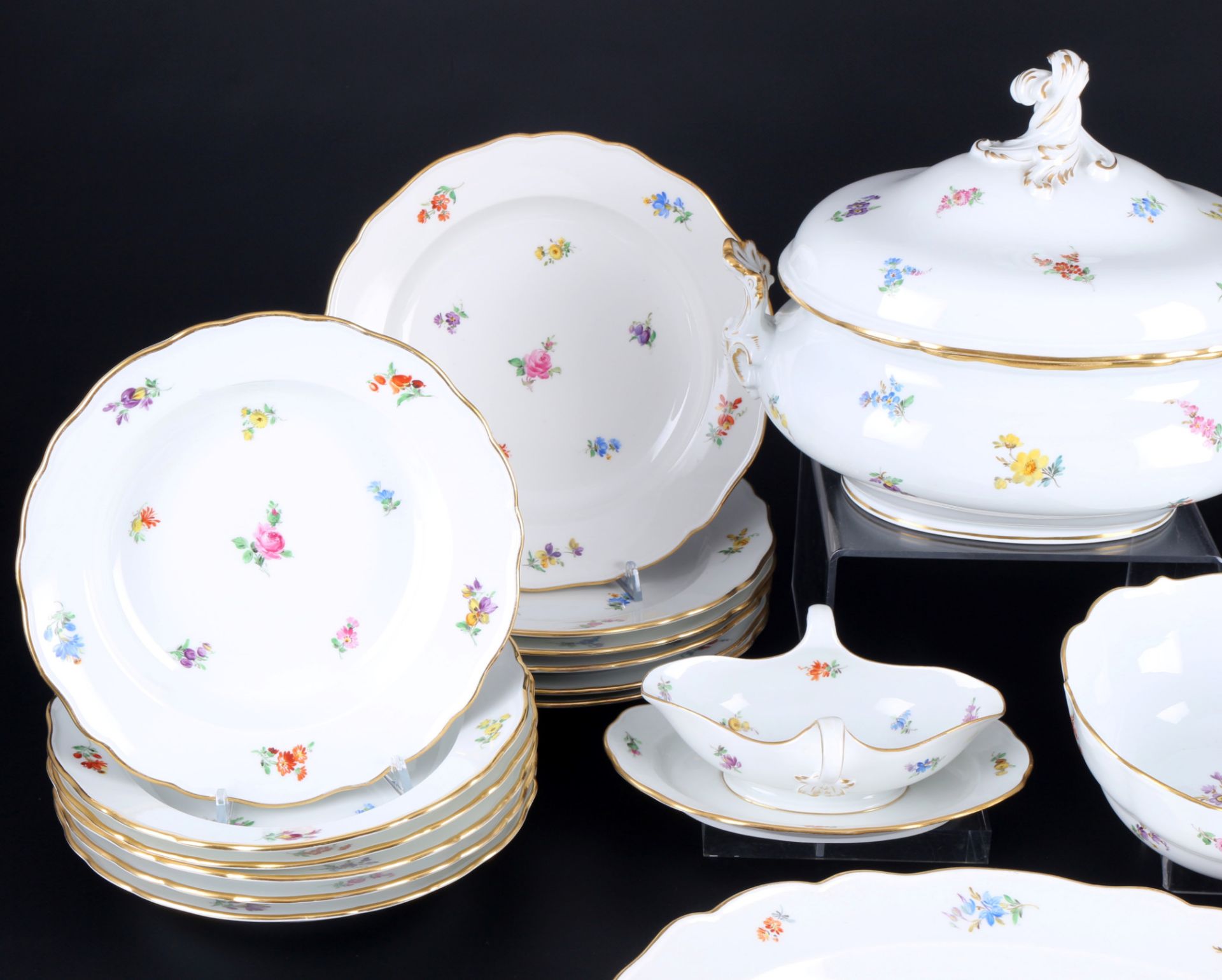 Meissen Streublümchen Speiseservice für 6 Personen 1.Wahl, dinner service for 6 pers. 1st choice, - Bild 2 aus 7