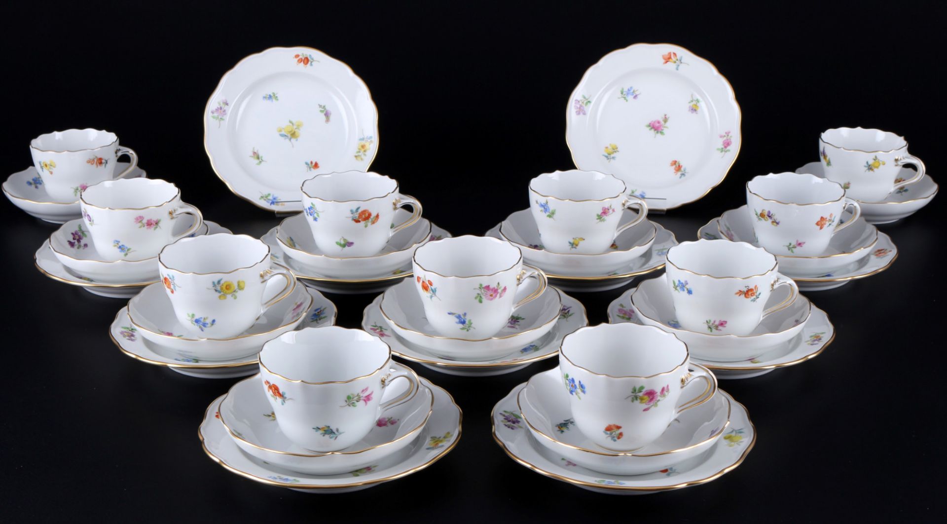 Meissen Streublümchen 11 Mokkagedecke 1.Wahl, mocha coffee cups with dessert plates 1st choice,