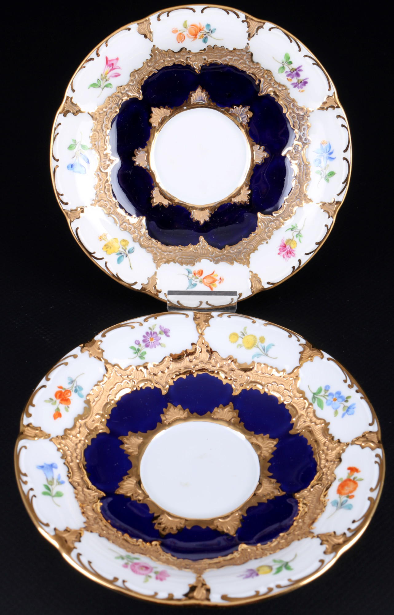 Meissen B-Form Strewn Flowers royal blue 2 mocha coffee cups with saucers, Mokkatassen, - Image 3 of 4