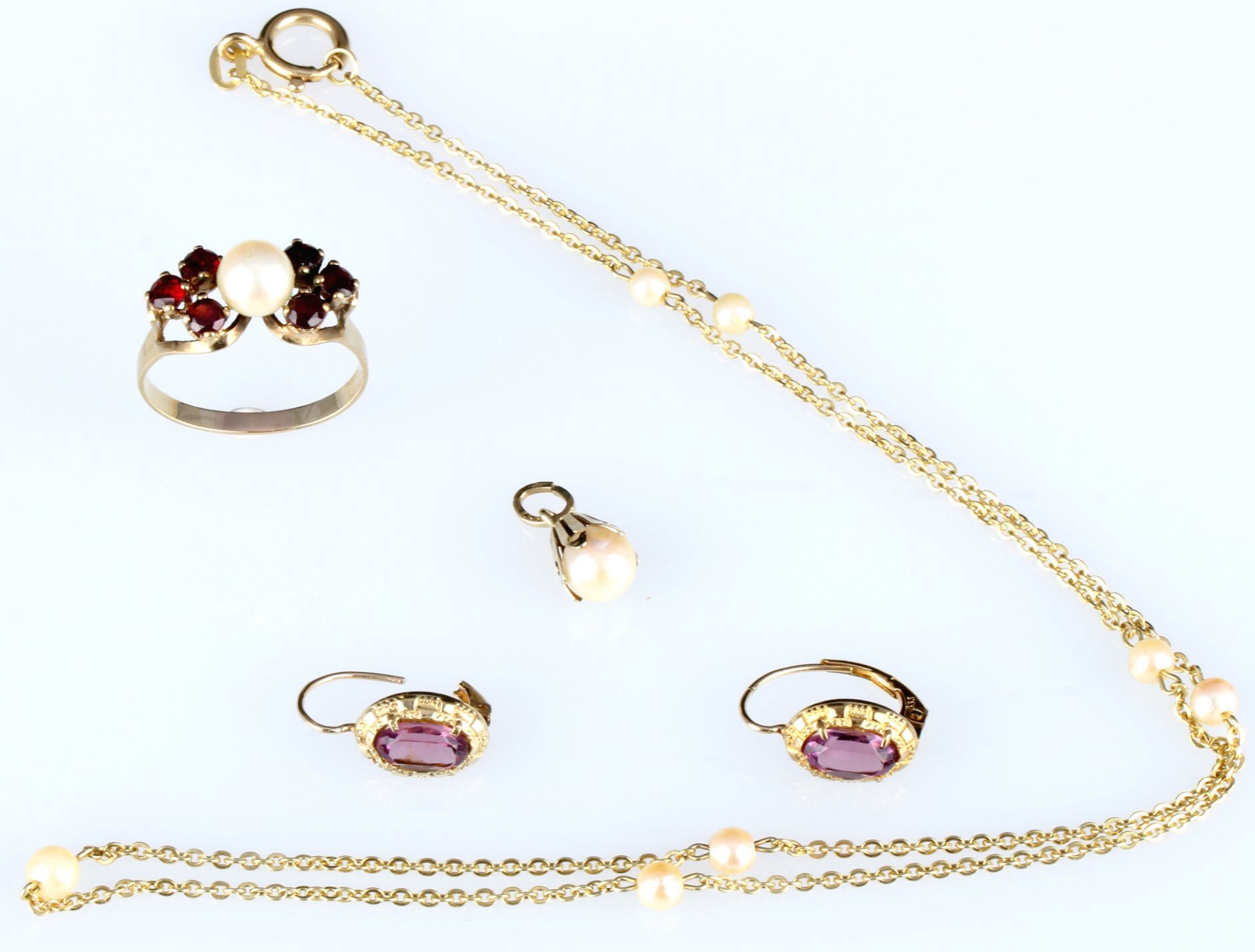 333 - 585 4-piece jewelry, 8K - 14K Gold 4-teiliger Goldschmuck,