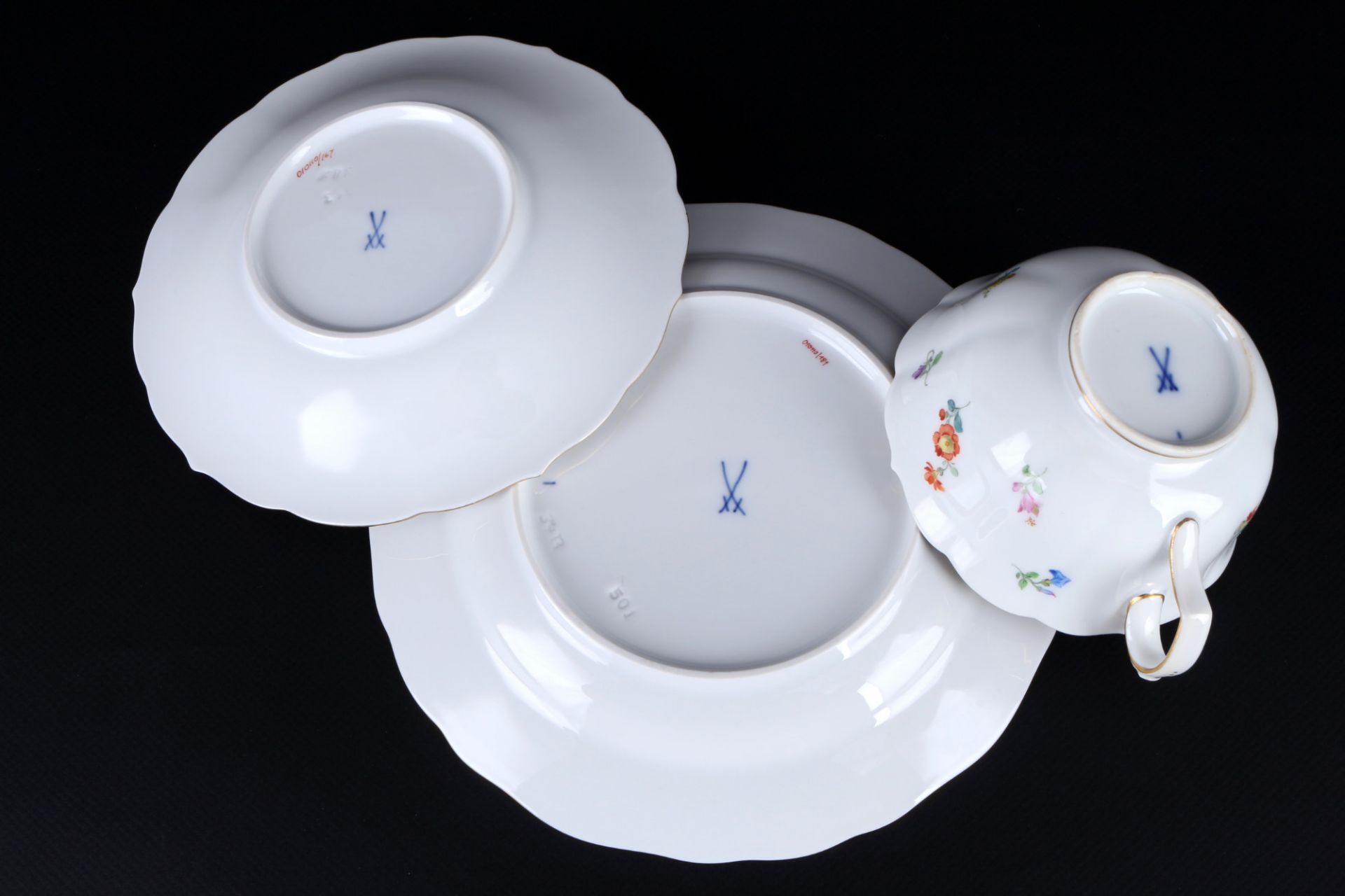 Meissen Strewn Flowers 6 tea cups with dessert plates, Teegedecke, - Image 3 of 3
