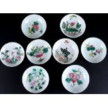 China Famille Rose 8 kleine Schälchen Qing-Periode 1840-1912, 8 small bowls Qing-Period,