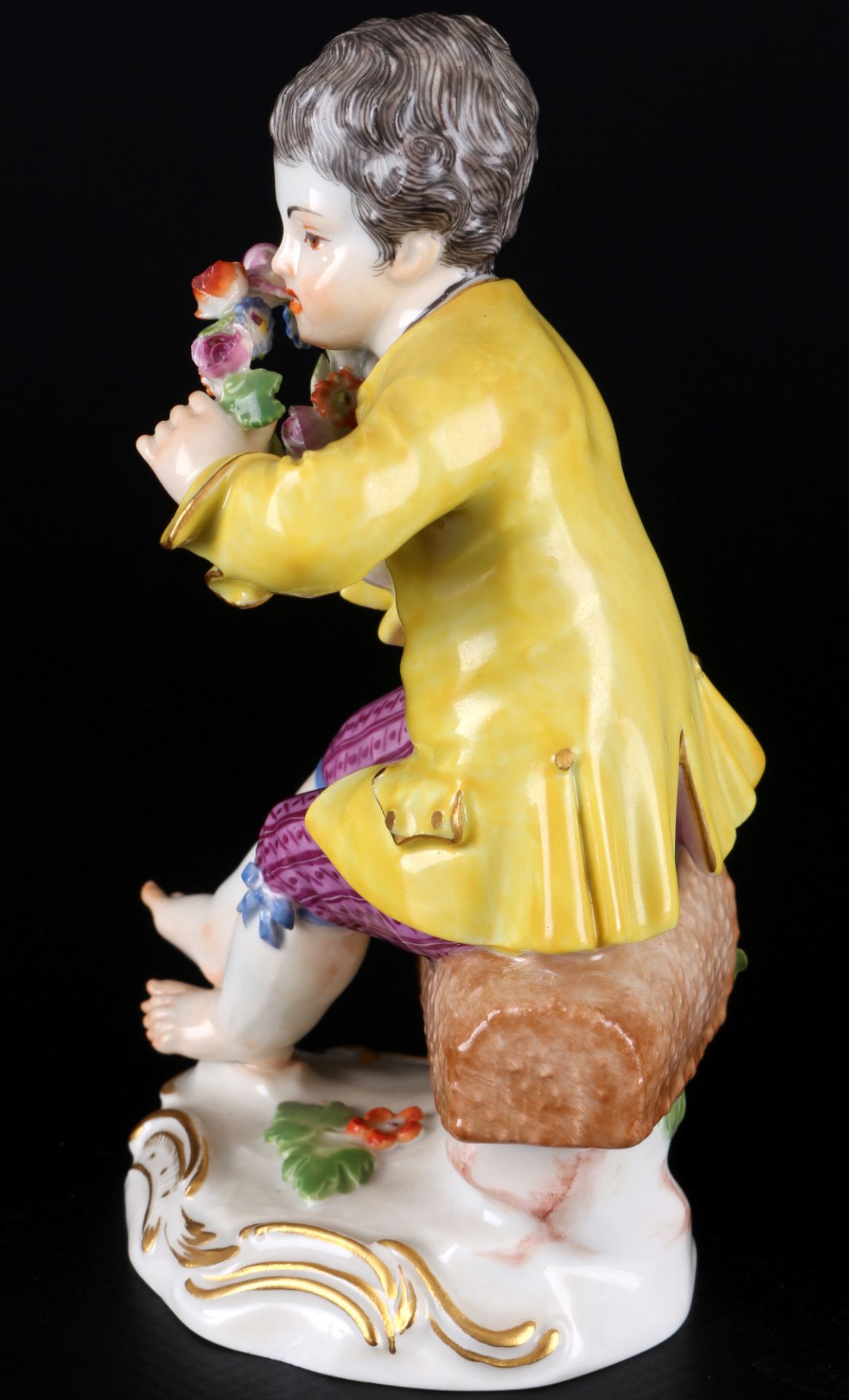 Meissen gardener child boy with wreath of flowers 1st choice, J.J. Kaendler, Gärtnerkind Junge mit B - Image 2 of 5