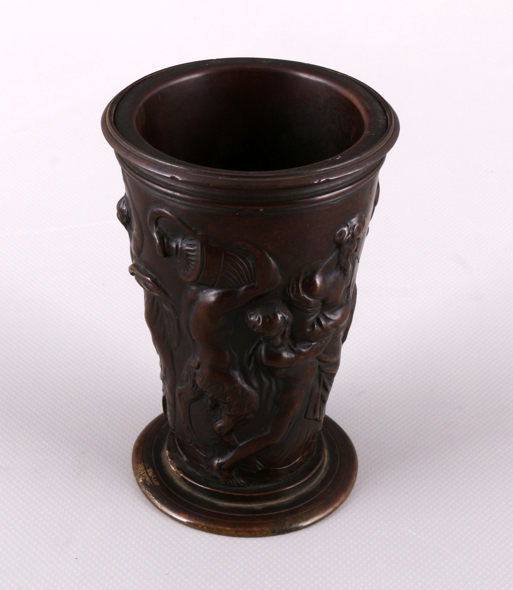 Bronze cup 19th century, mythological scenery, Bronzebecher mit mythologischer Szenerie, - Image 3 of 6