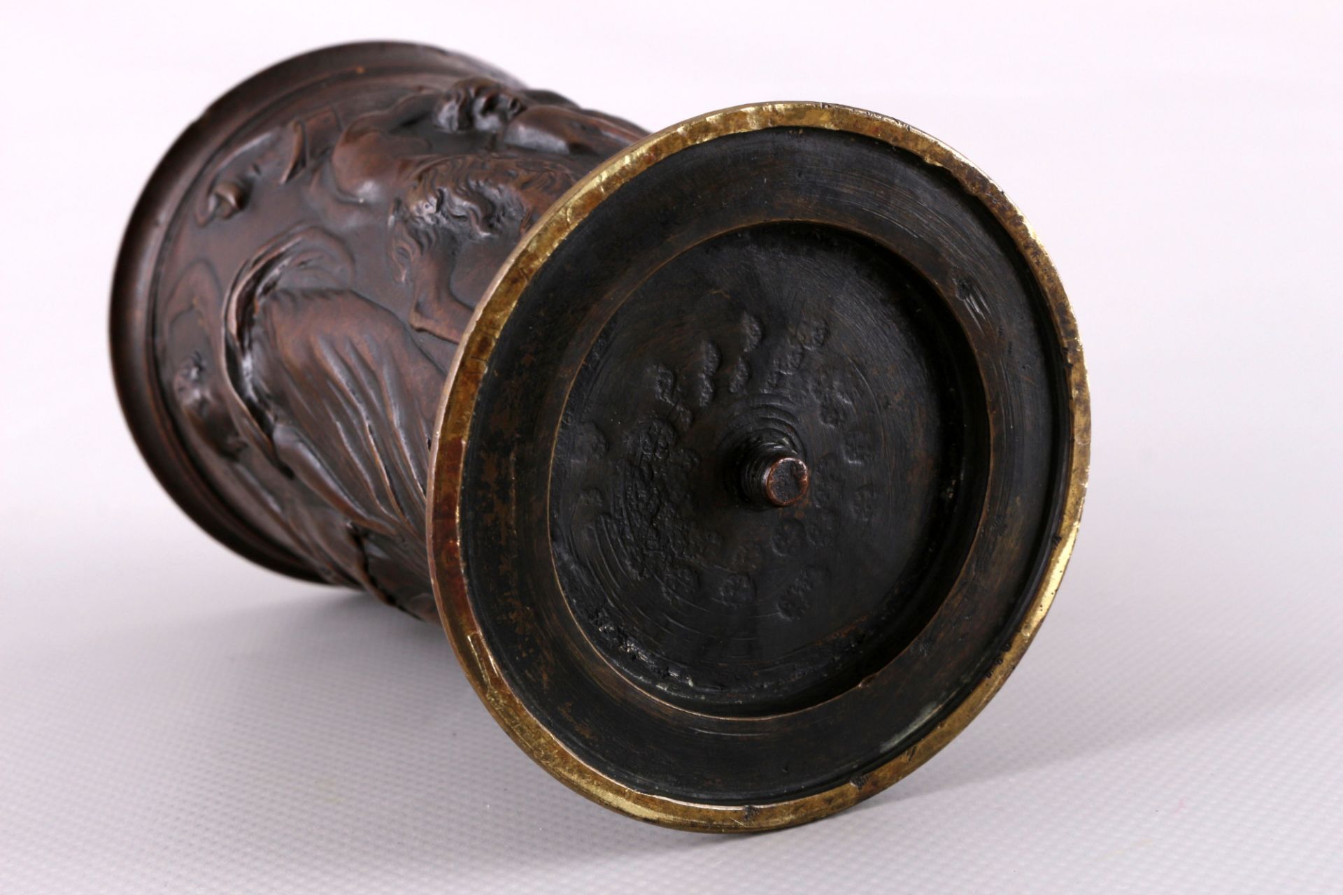 Bronze cup 19th century, mythological scenery, Bronzebecher mit mythologischer Szenerie, - Image 6 of 6