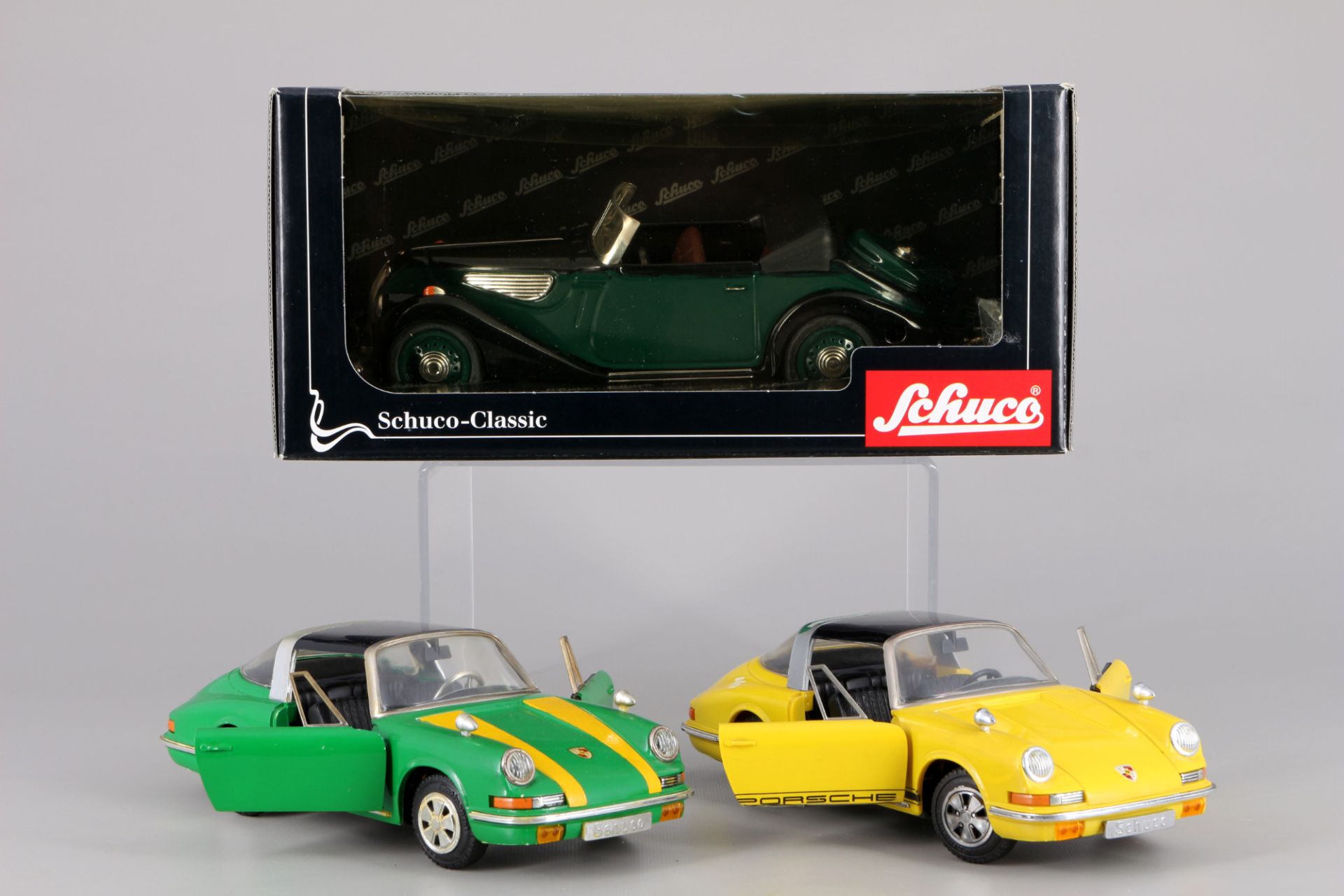 Schuco 3 model cars BMW 327 Cabrio und Porsche Targa 911 S, Modellautos, - Image 2 of 7