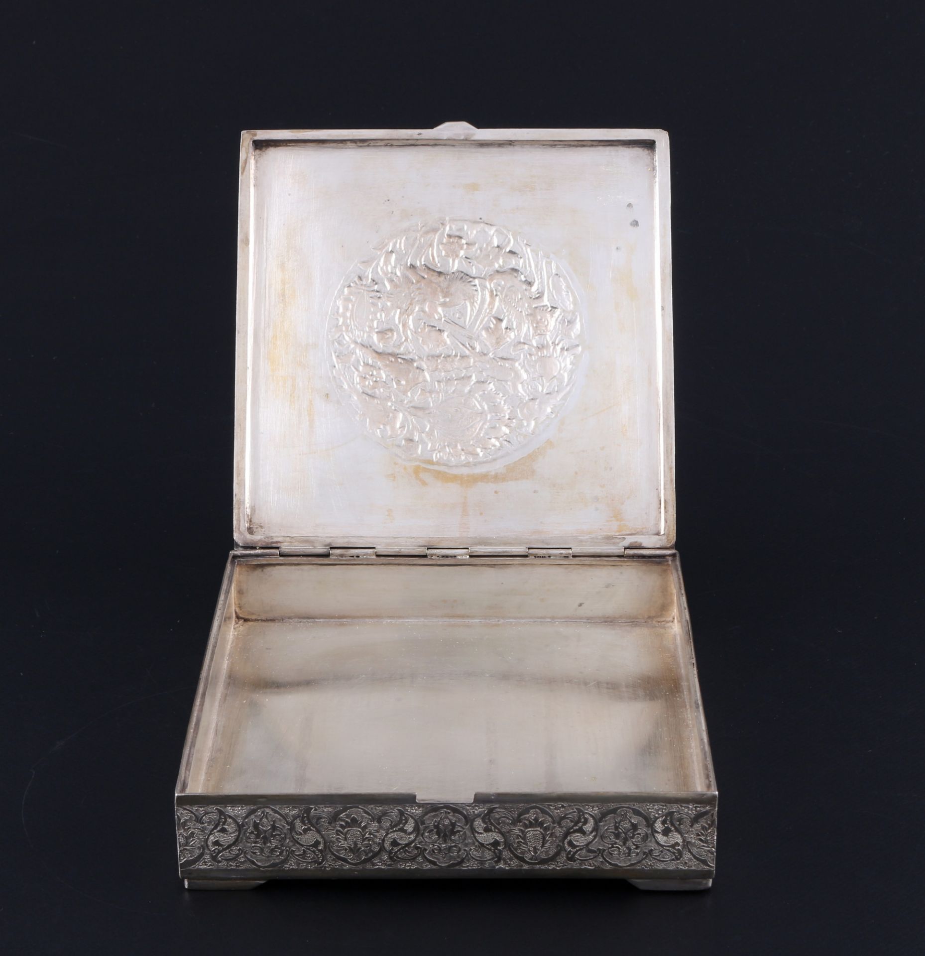 Silver persian lidded box, Silber persische Deckeldose, - Image 2 of 4
