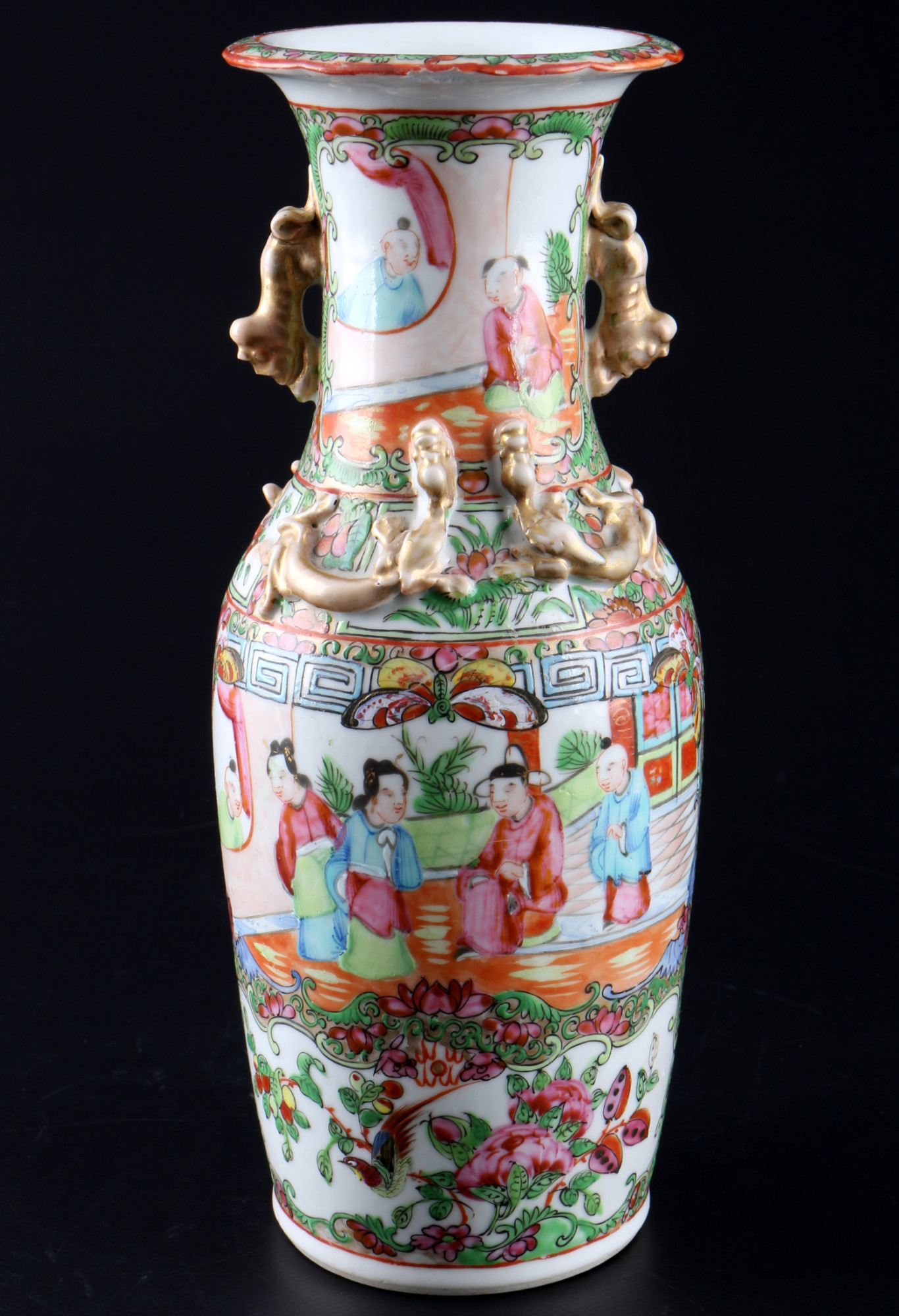 China family rose vase in Guangdong style, 19th century,