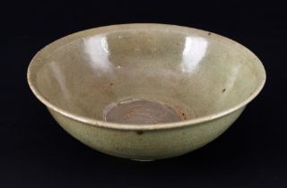 China Seladon bowl Song / Yuan Dynasty,