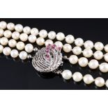 2-row pearl necklace with sapphires and 585 gold clasp,