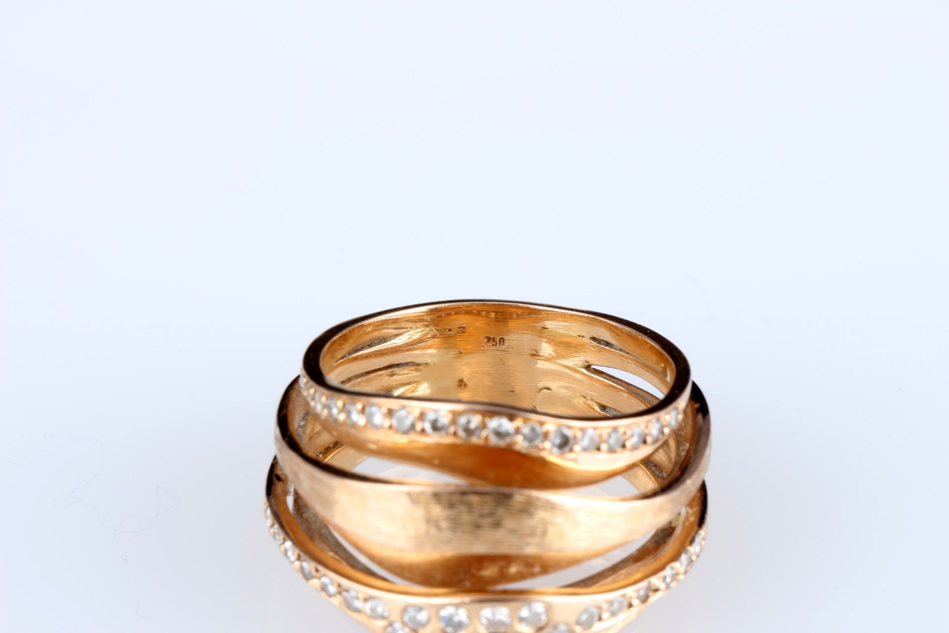 750 Gold Croisé Ring with Brilliant-Cut Diamonds, - Image 6 of 6