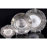 <br>800-835 silver 3 bowls with breakthrough work,