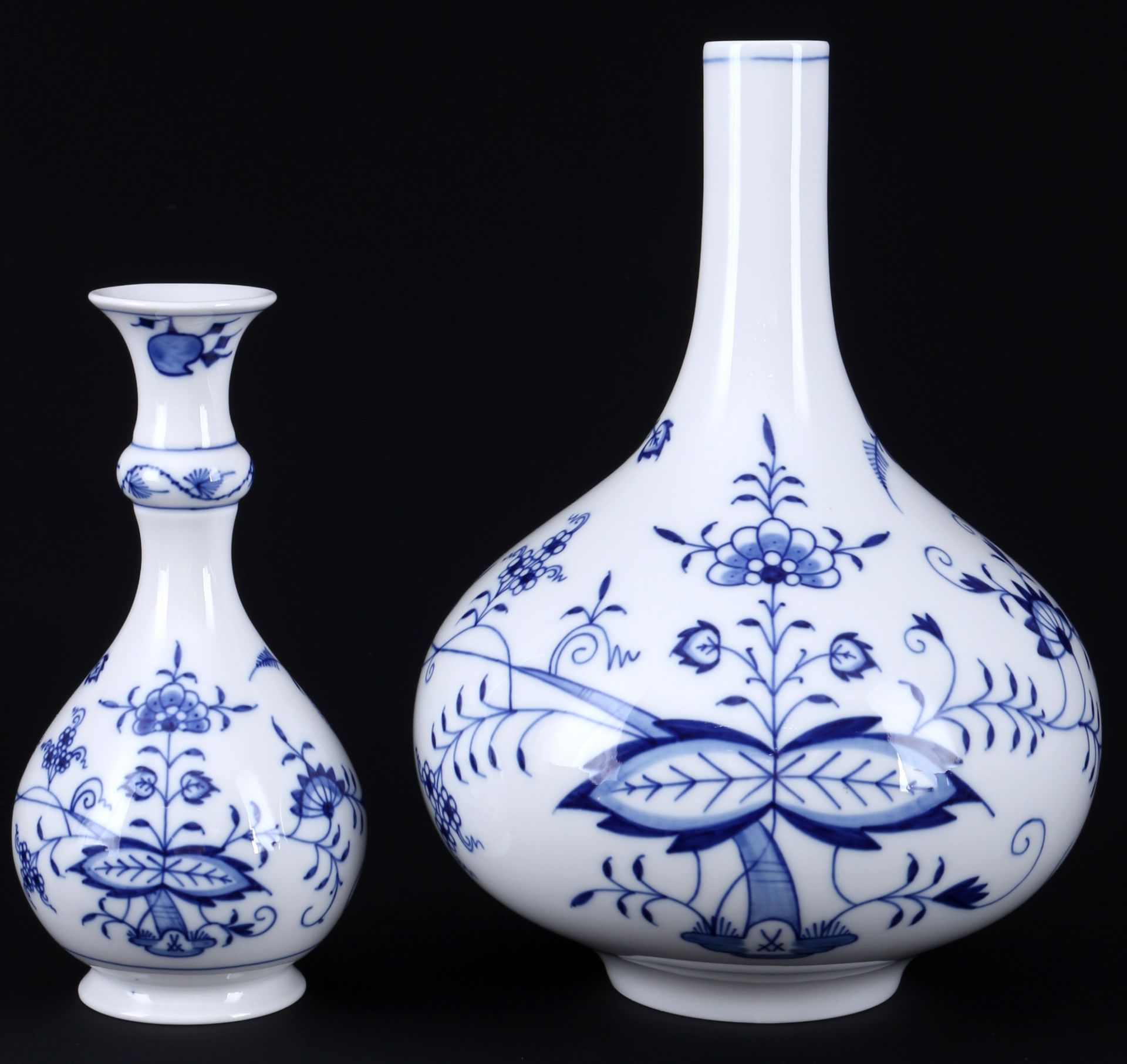 Meissen Zwiebelmuster 6 Vasen in verschiedenen Formen, - Bild 3 aus 5