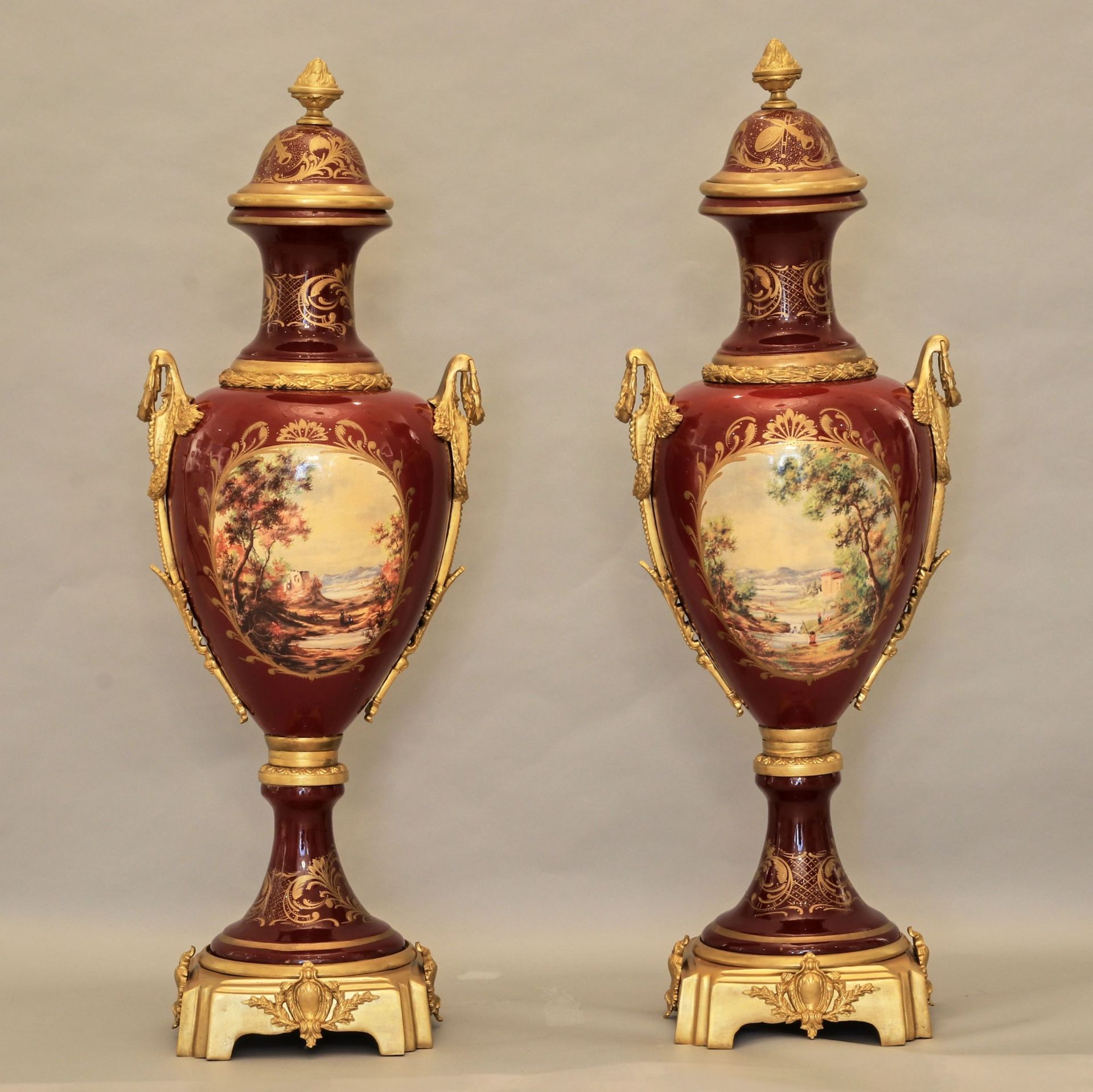 Pair of Sevres style floor vases - Bild 3 aus 6