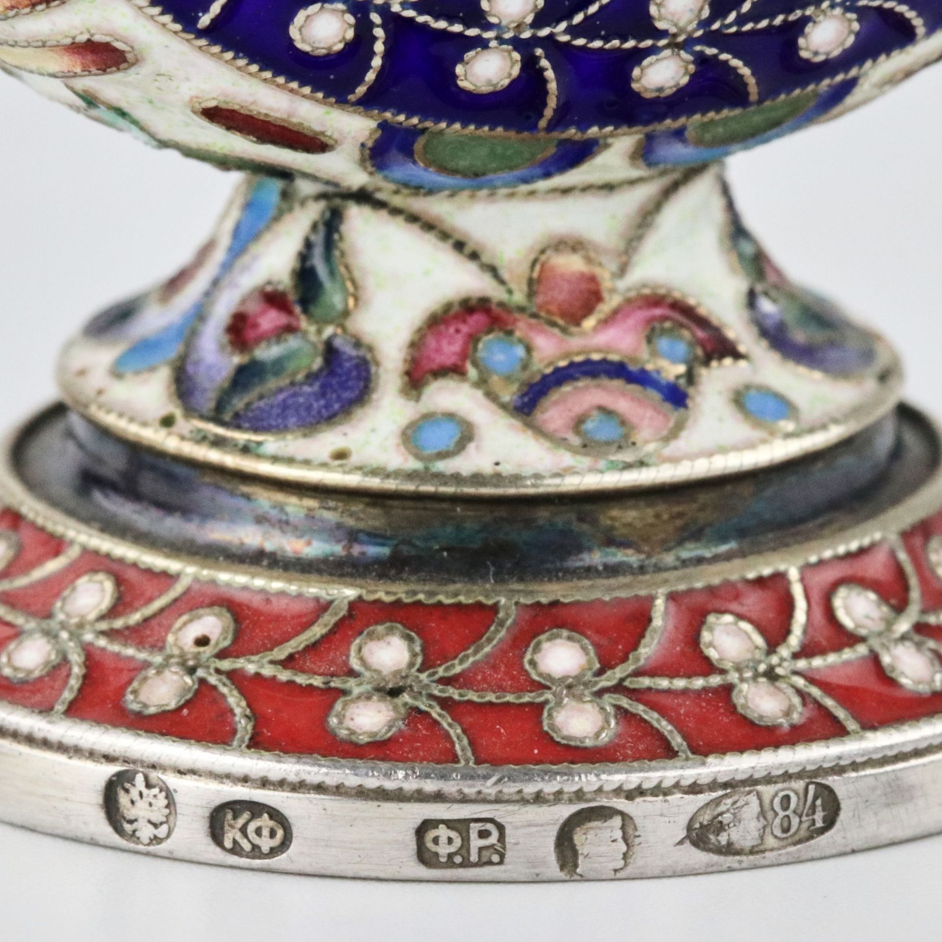 Silver perfume bottle in cloisonne enamel with painted miniatures. - Image 7 of 7