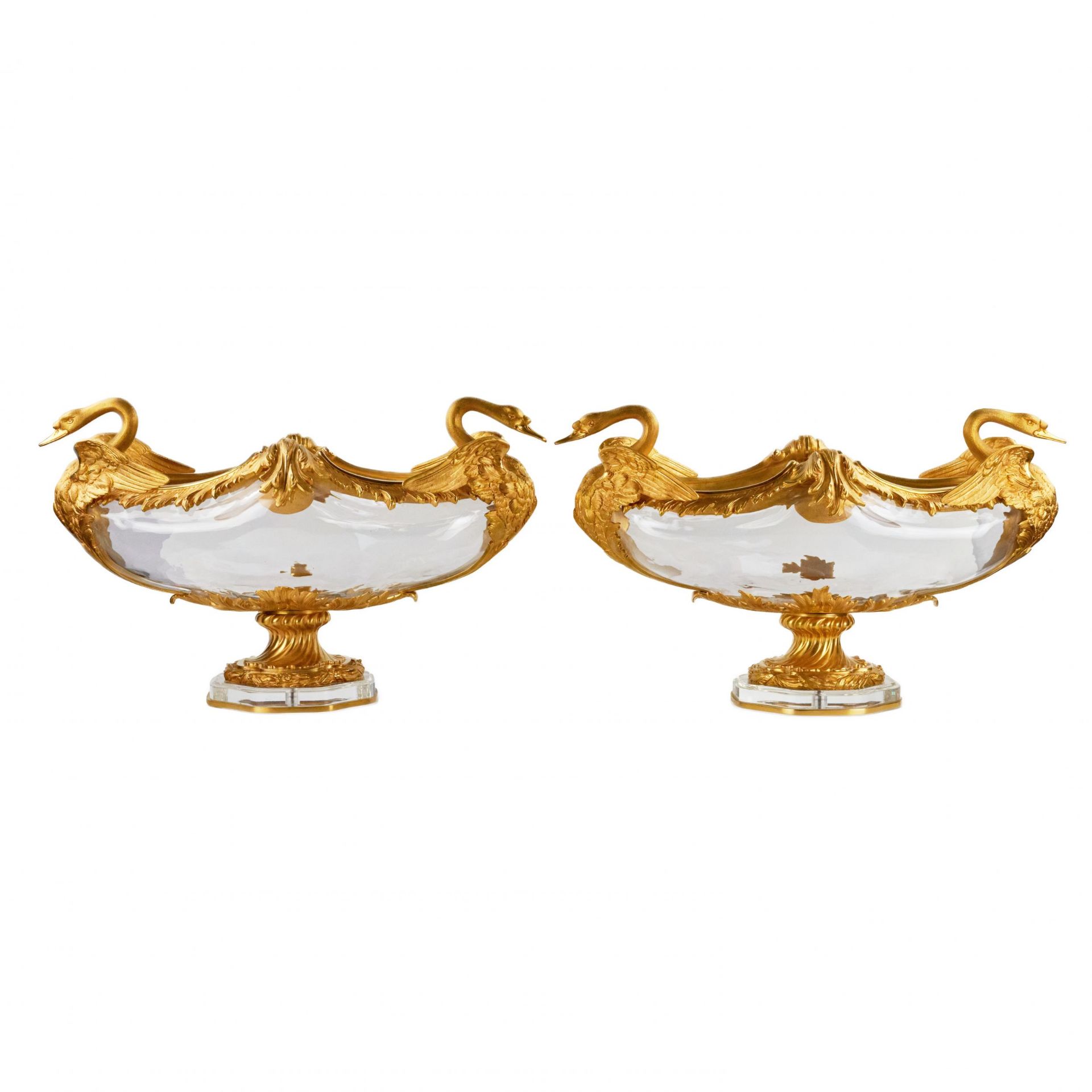 Pair of oval vases in cast glass and gilt bronze, with swan motif.