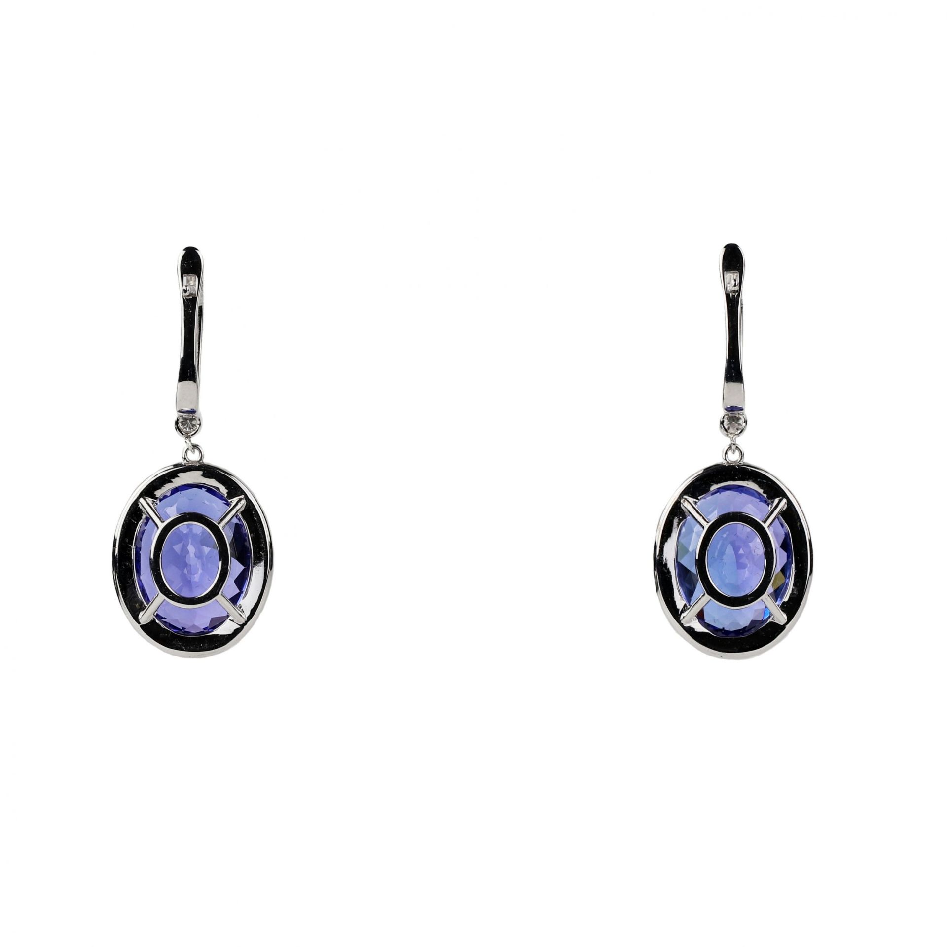 Manuel Spinosa. Gold earrings with tanzanites and diamonds. - Image 4 of 7