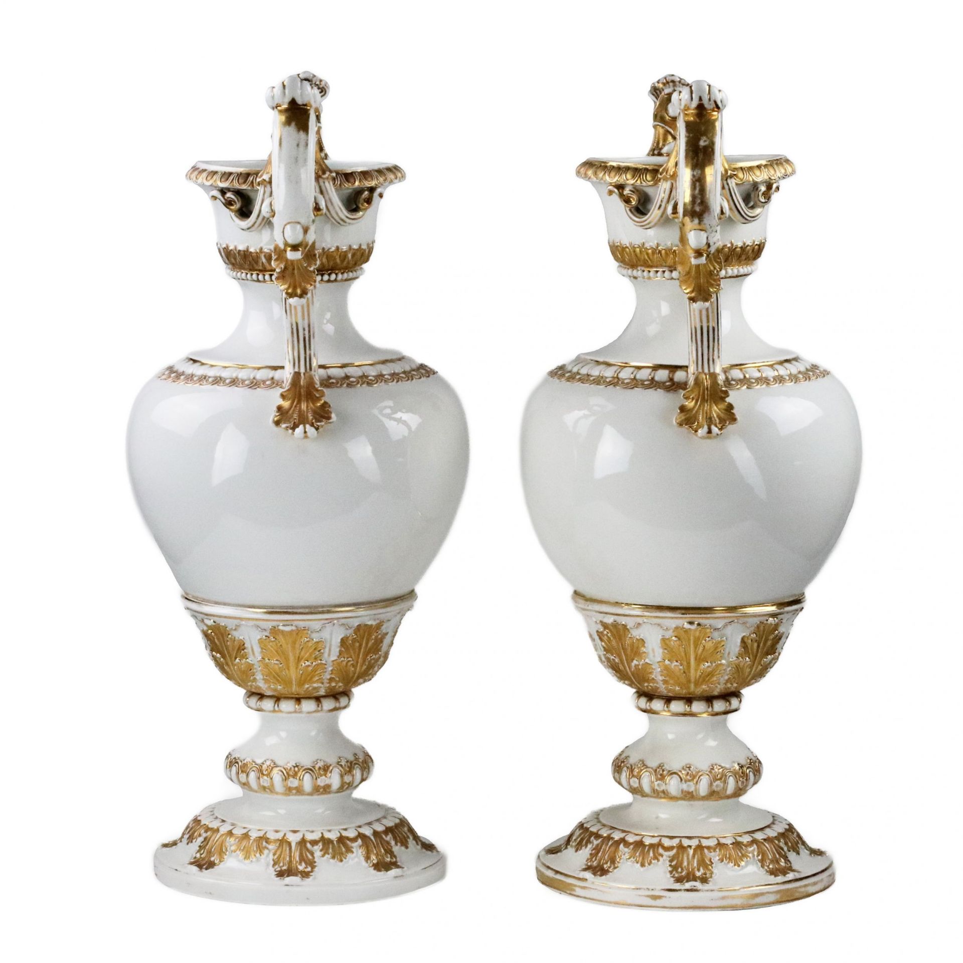 Pair of large Meissen porcelain vases with decoration in gold on white, Napoleon III style. - Image 3 of 8