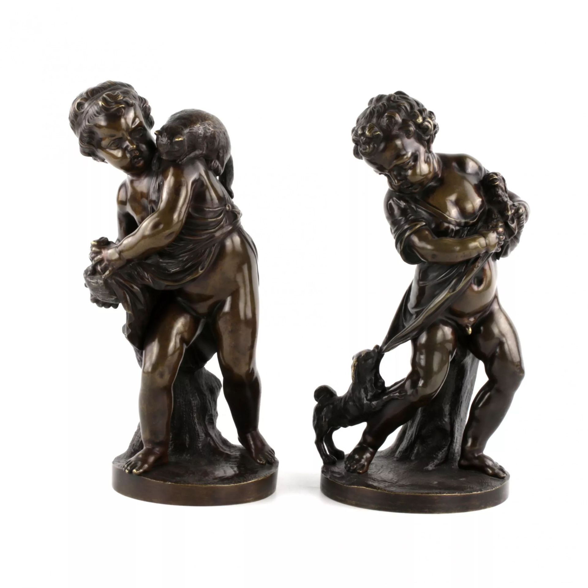 Pair of bronze figures of Putti. - Image 4 of 7