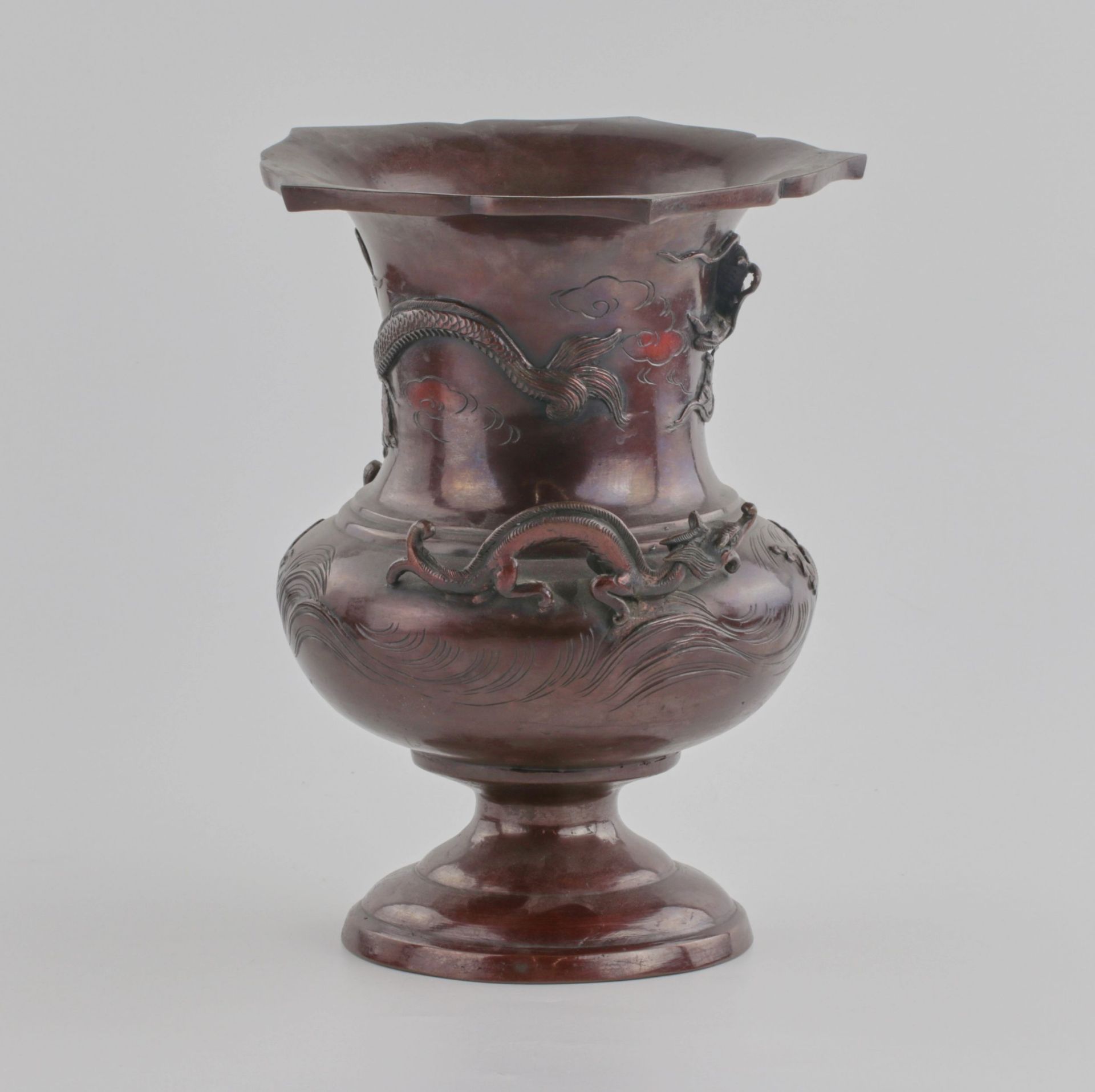 Bronze Chinese vase of the 19th century. - Image 3 of 6