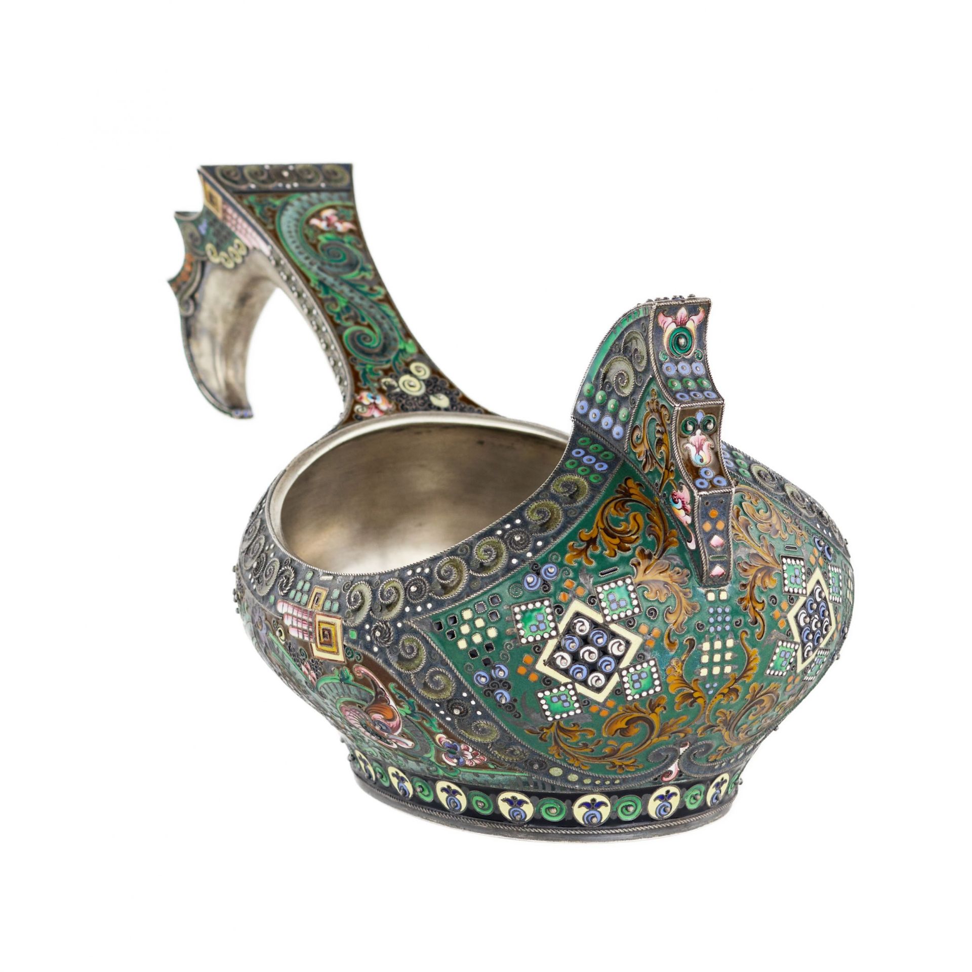 A graceful silver kovsh in the Russian Art Nouveau style of the 11th Moscow artel. Early 20th centur - Image 3 of 9