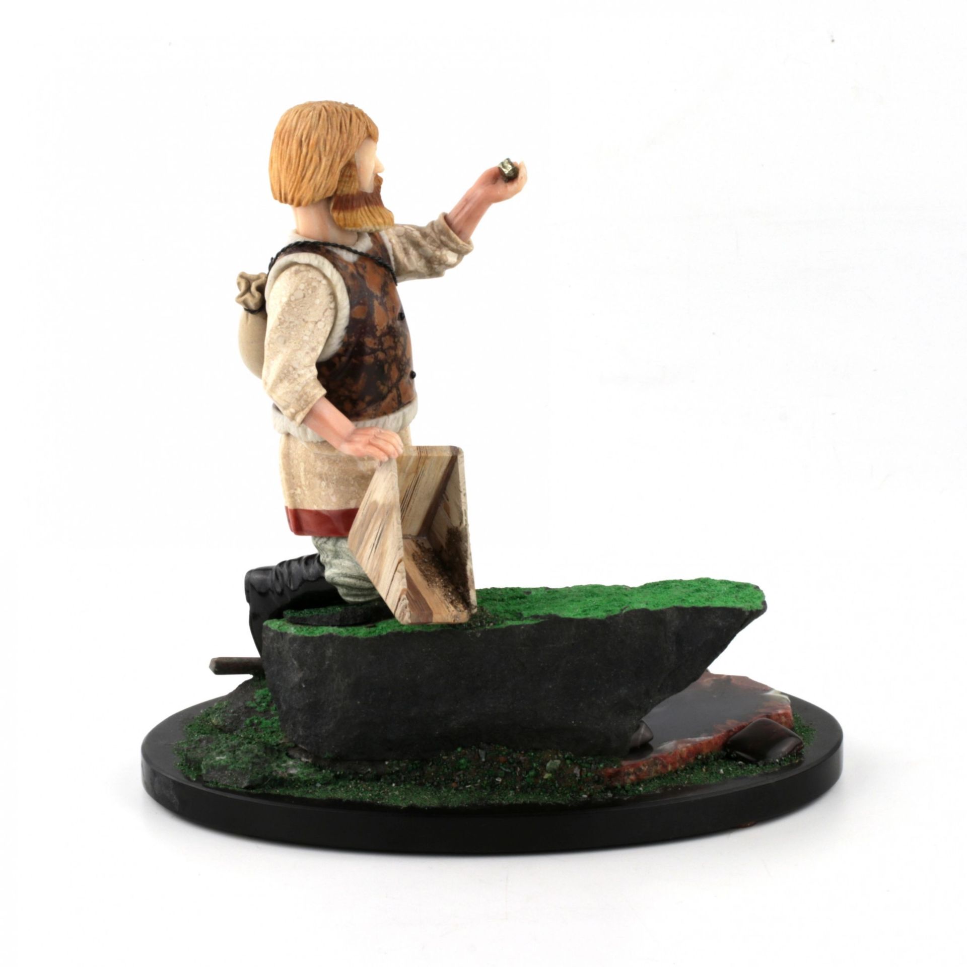 Stone-cut figurine Prospector. - Image 3 of 5
