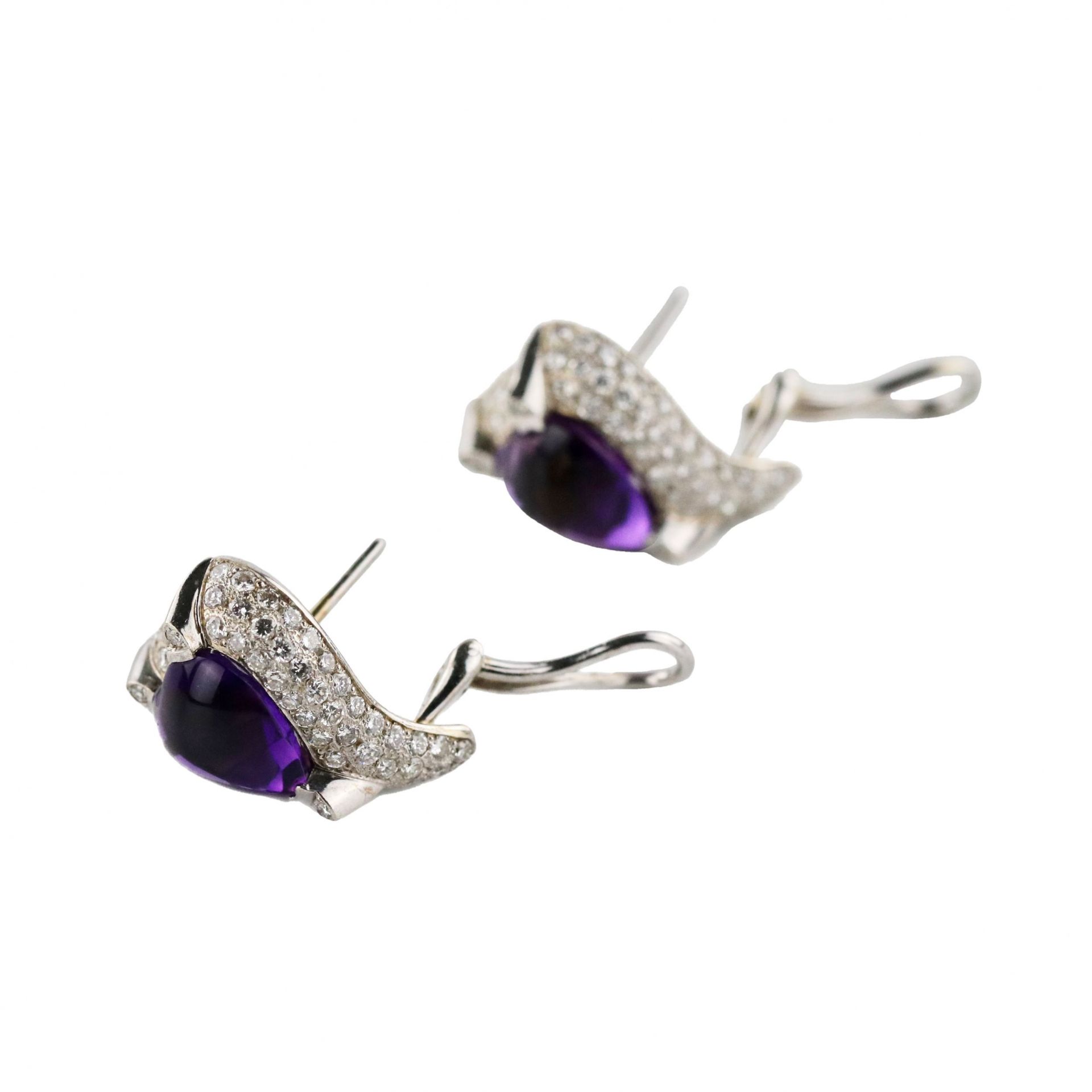 Jewelry set: ring with earrings, white gold with amethysts and diamonds. - Image 8 of 11