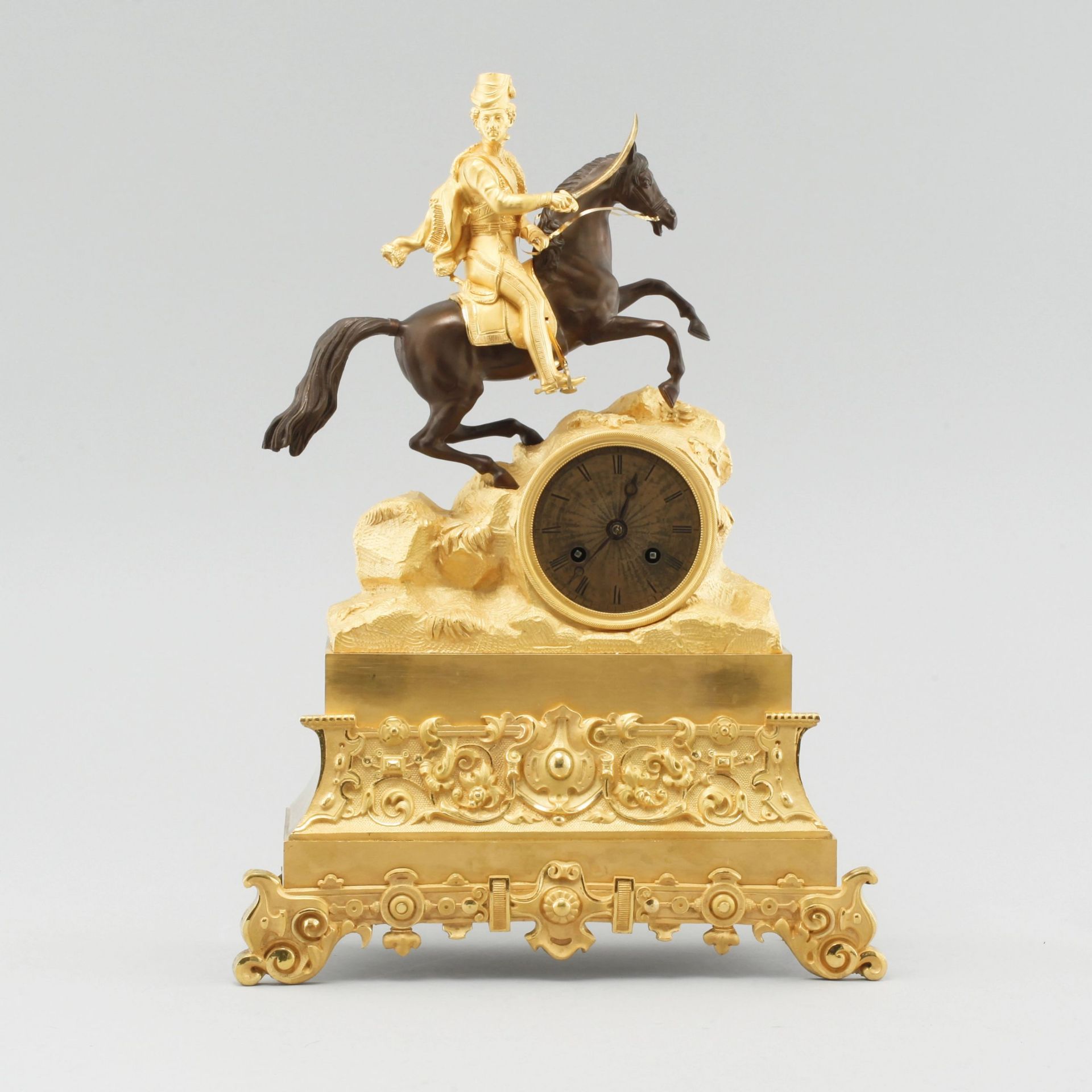 Cavalry mantel clock - Image 8 of 8