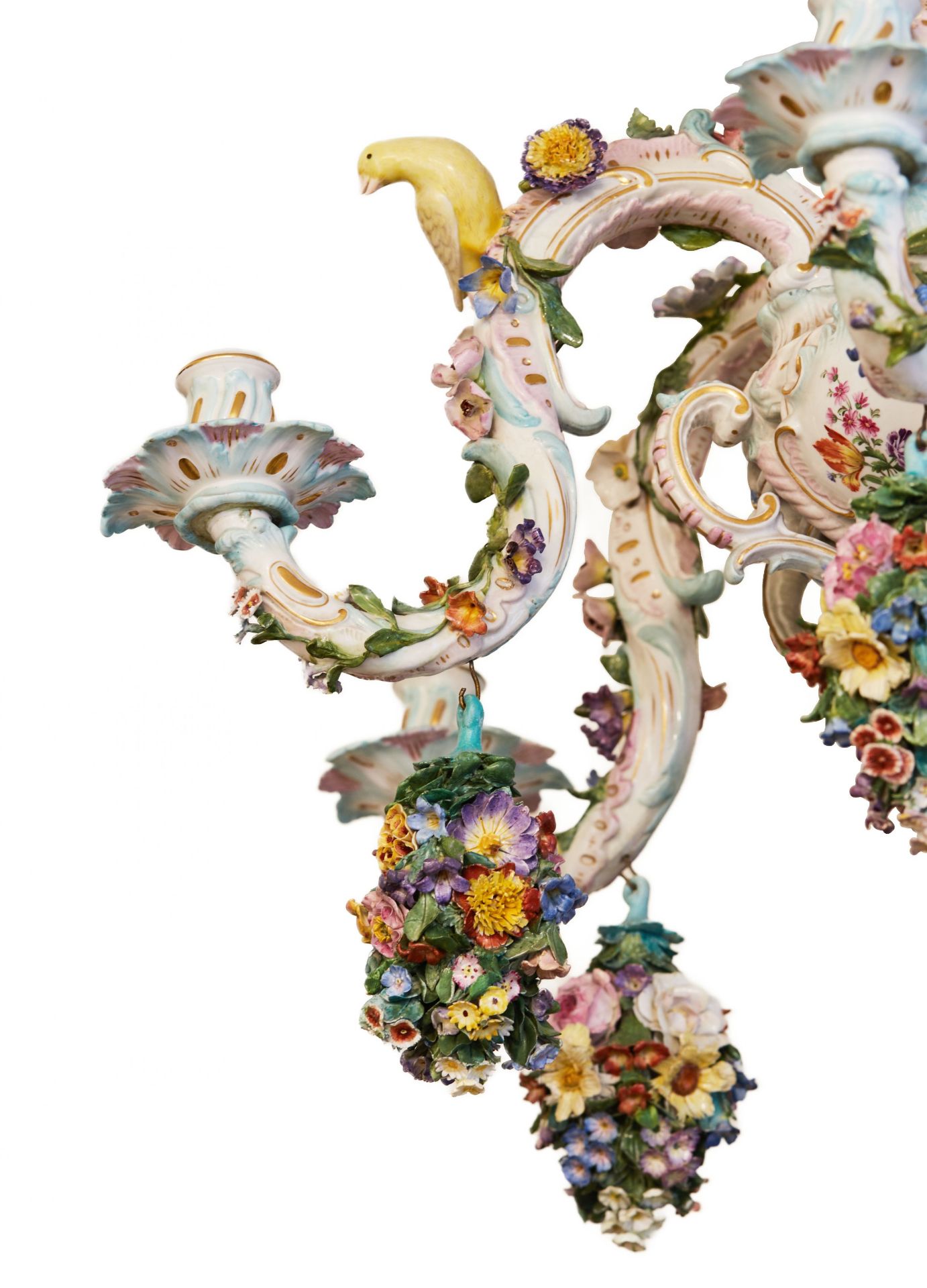 Delightful porcelain chandelier Meissen 1790, from the residence of King Alfonso XIII in Biarritz. - Image 6 of 8