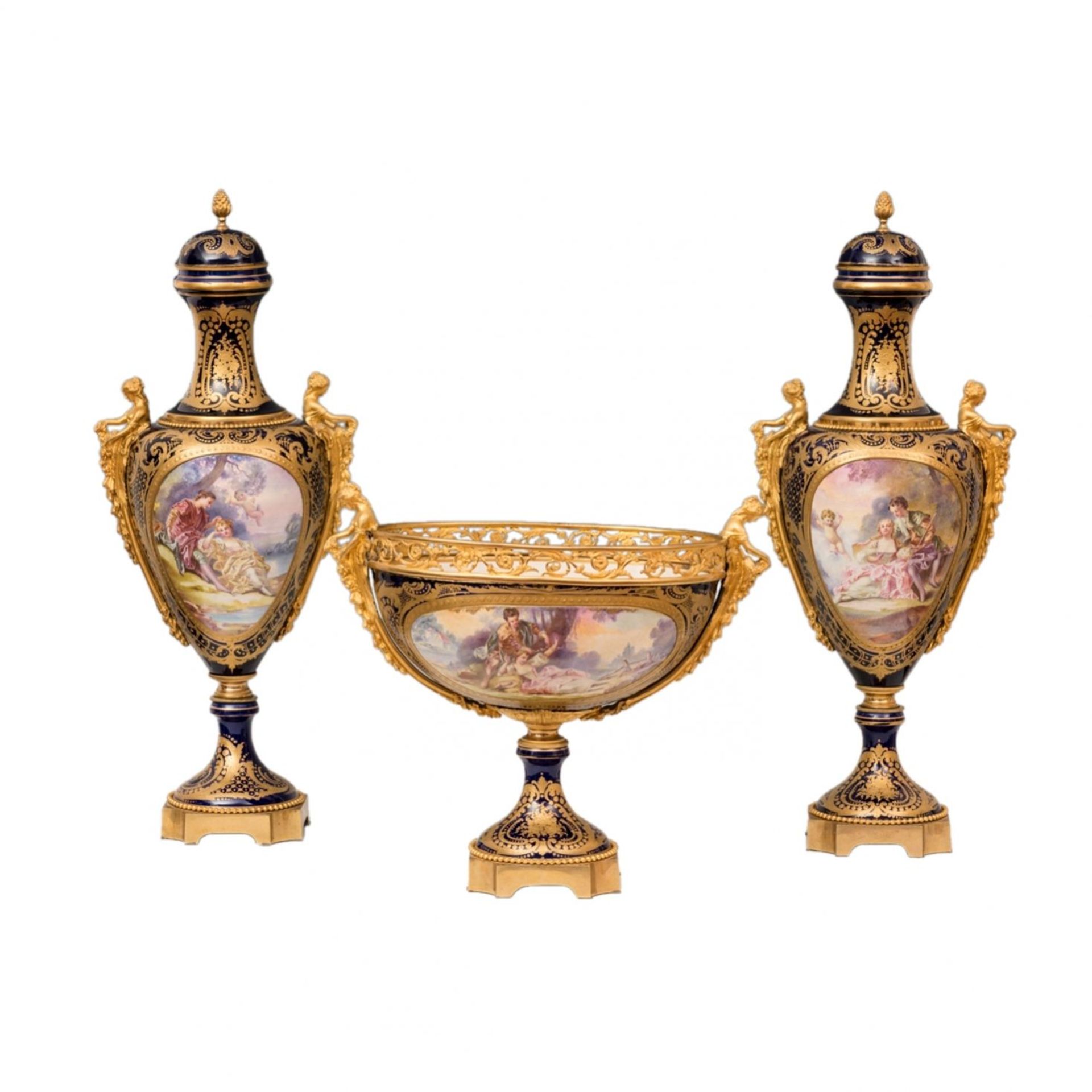 Porcelain set. Sevres. 19th century. - Bild 2 aus 8