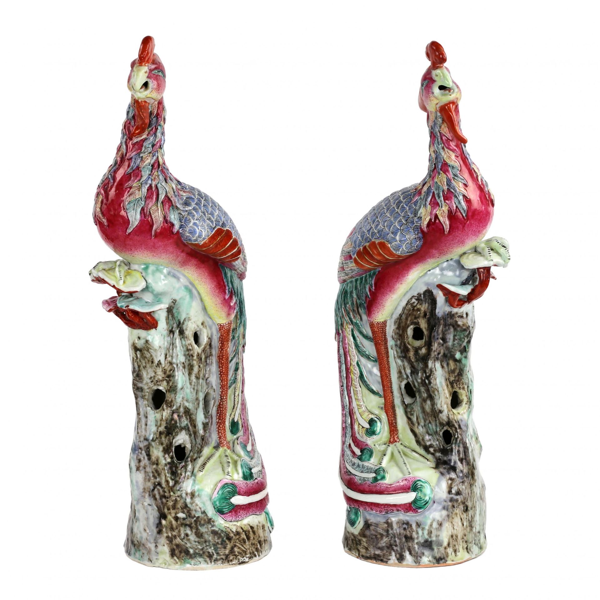 Large pair of Chinese porcelain phoenix birds from the late Qing period (1644-1912). - Image 4 of 6