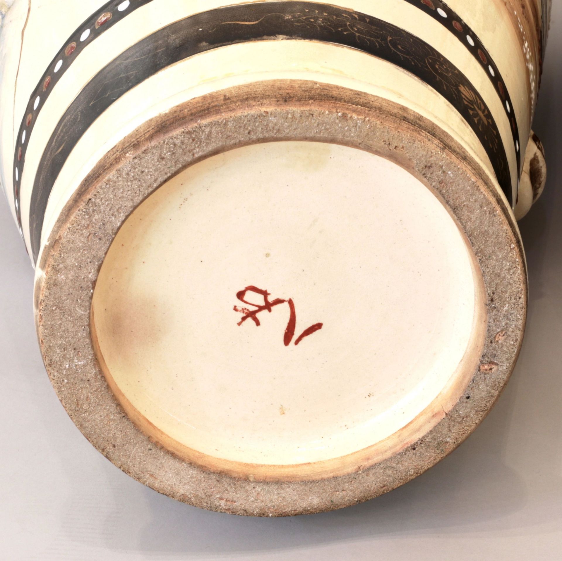 Pair of Japanese Satsuma floor vases. - Image 6 of 7