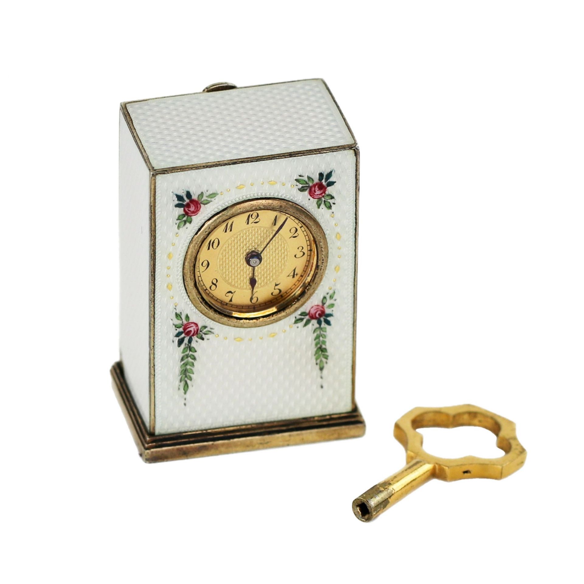 Miniature travel clock in a case, made of silver and guilloche enamel, early 20th century. - Bild 5 aus 10