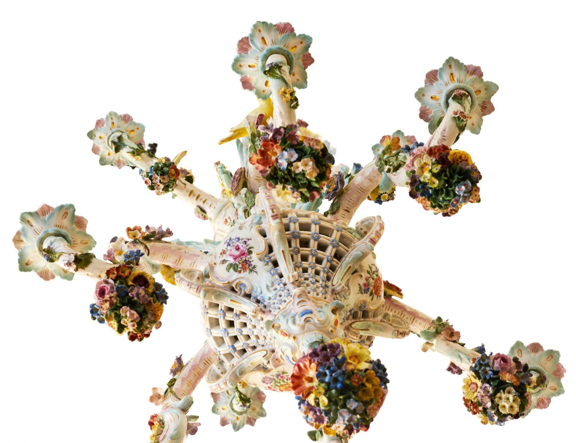 Delightful porcelain chandelier Meissen 1790, from the residence of King Alfonso XIII in Biarritz. - Image 5 of 8