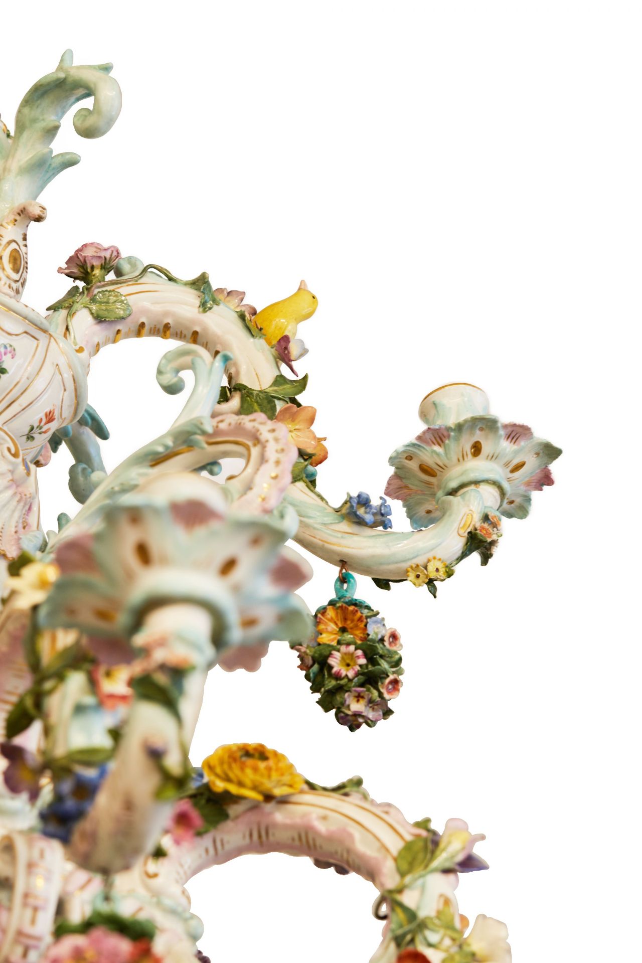 Delightful porcelain chandelier Meissen 1790, from the residence of King Alfonso XIII in Biarritz. - Image 4 of 8